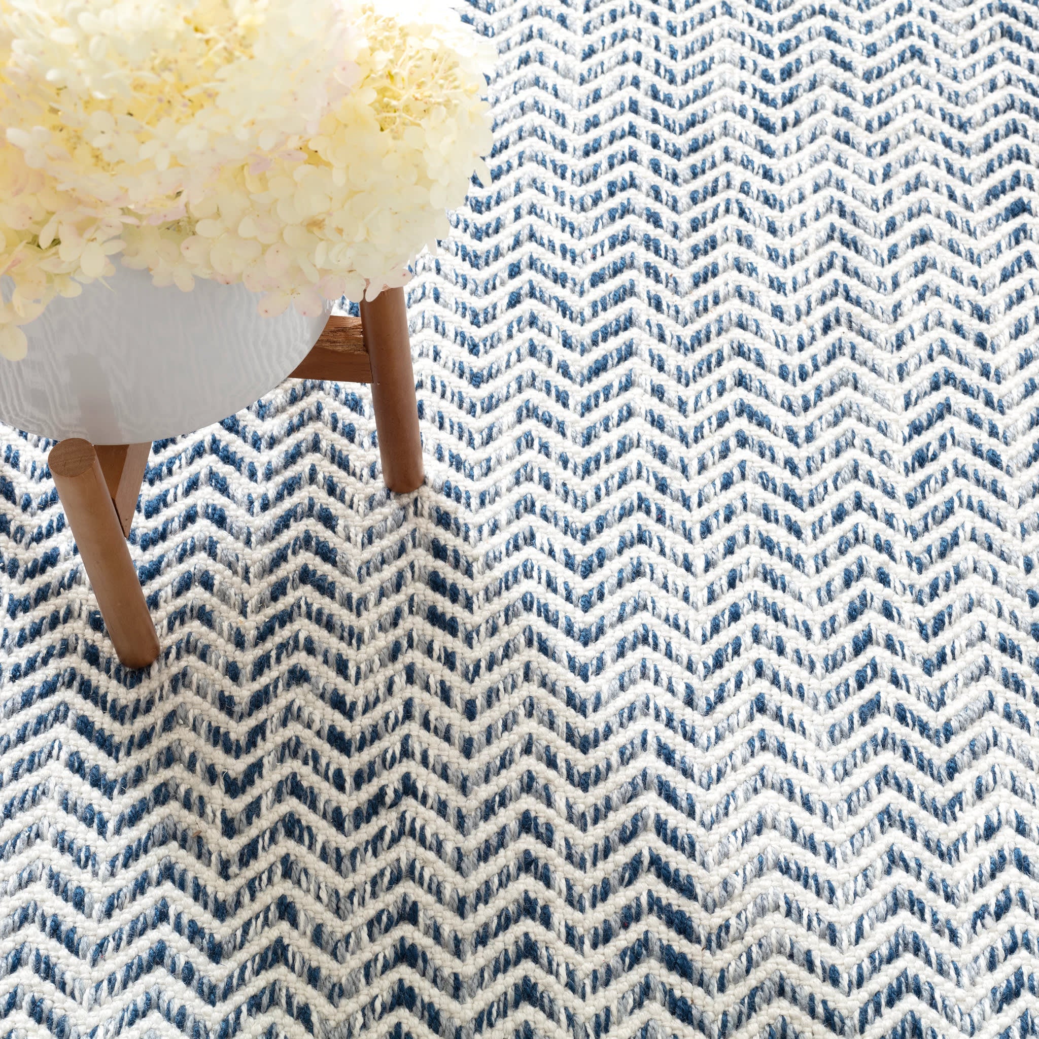 Handwoven Coastal Blue Indoor/Outdoor Area Rug - Perfect for Beach House, Patio, or Boho Living Room Decor