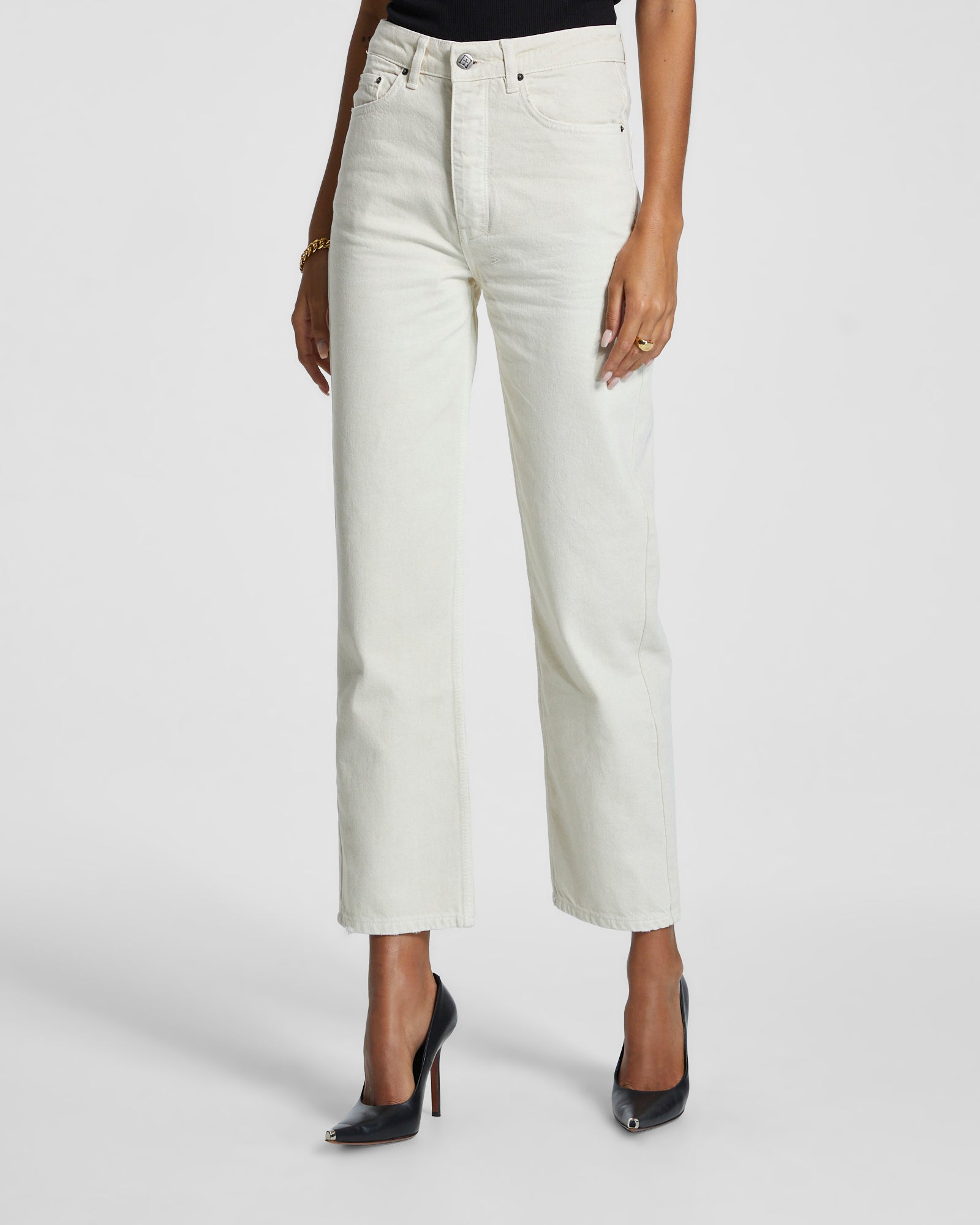 BROOKLYN JEAN MALLOW - Premium Comfortable Women's Jeans | Trendy High Waist Denim Pants for Casual Wear & Everyday Style