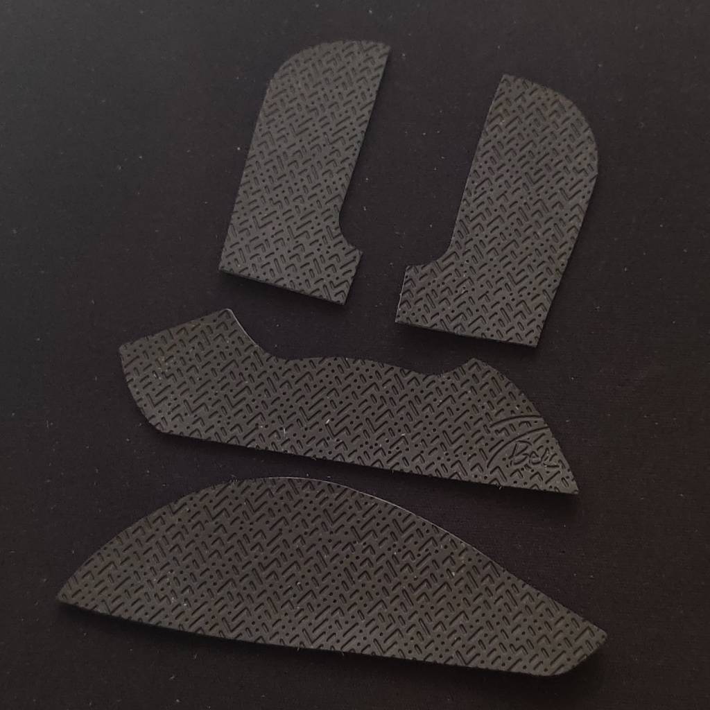 BT.L Ergonomic Gaming Mouse Grip for Zowie EC2 Series (EC2, EC2 A, EC2 B, EC2 B Divina) - Anti-Slip Black Rubber Cover - Perfect for FPS, MOBA & Esports Gaming