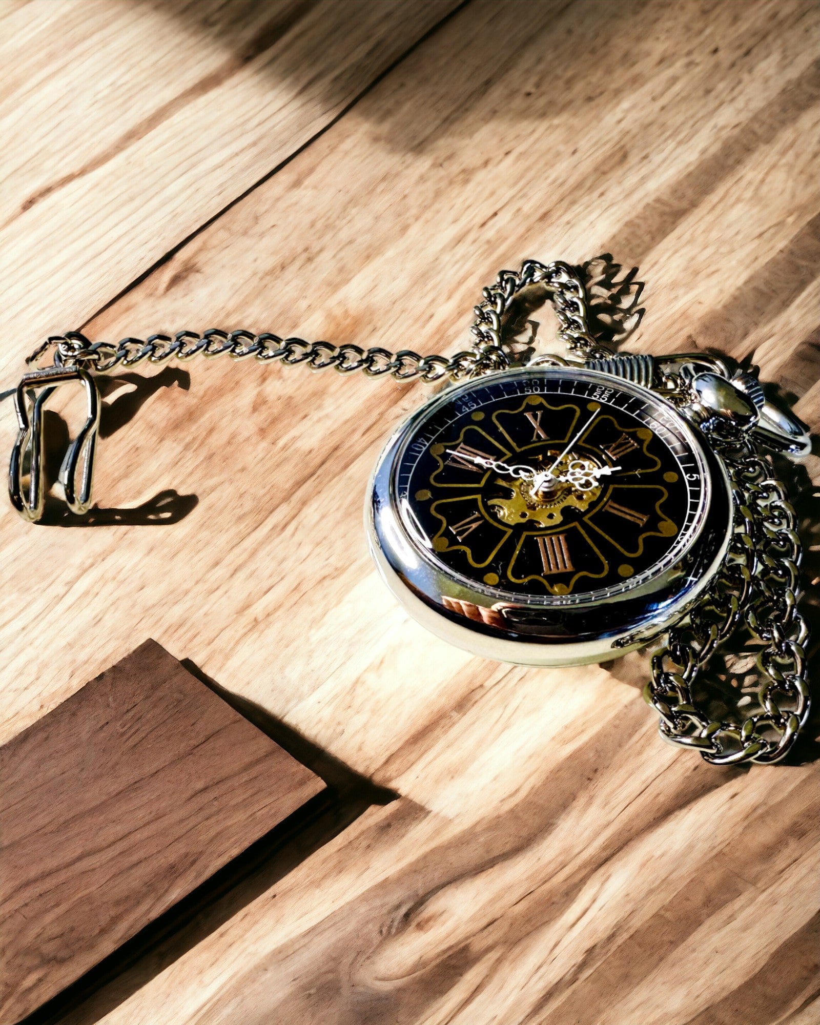 Antique Style Engraved Pocket Watch - Personalized Gift for Men & Women - Perfect for Weddings, Anniversaries, and Special Occasions