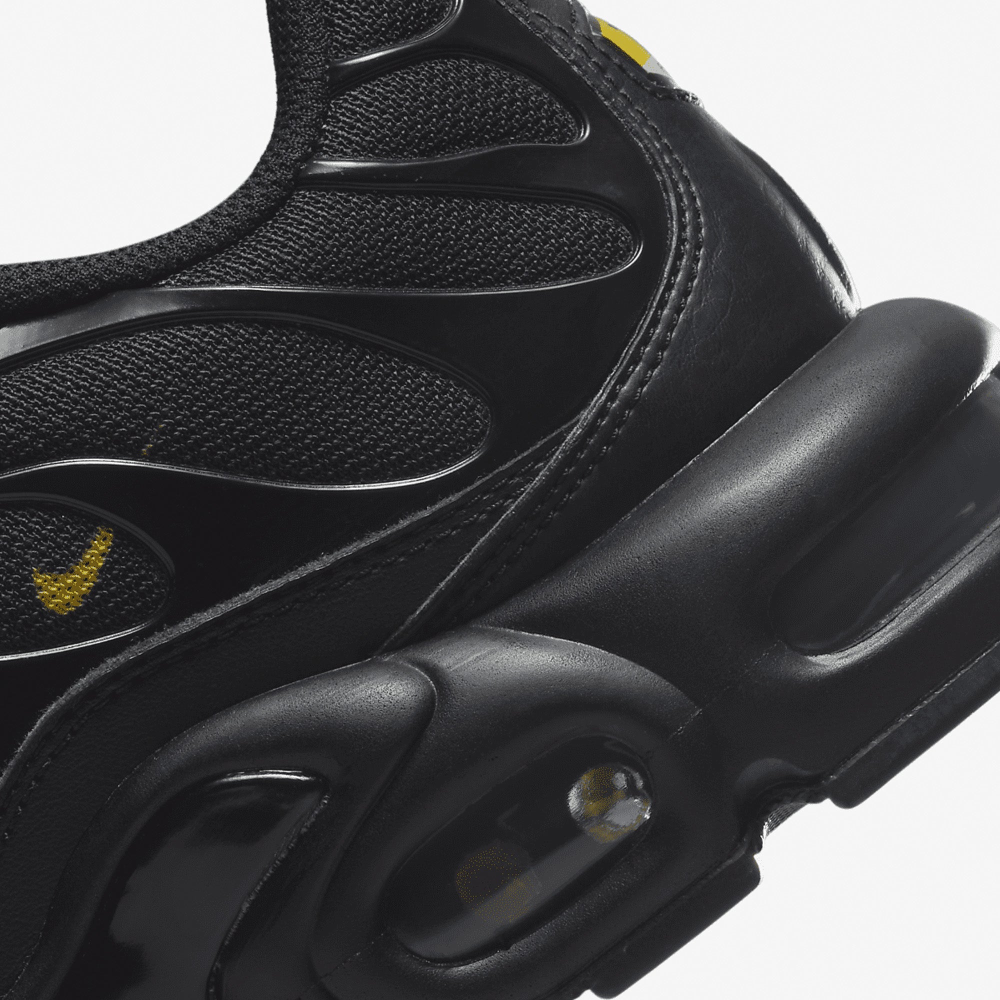 Nike Air Max TN Plus 'Multi Swoosh Black' Men's Running Shoes (2022) - Comfortable Cushioning for Gym Workouts & Streetwear Fashion