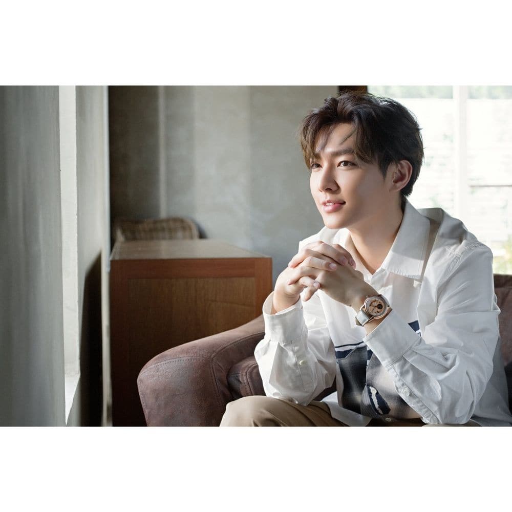 ARIES GOLD x AARON YAN G 9005 Limited Edition AAYAN1120 RG WRG W Luxury Watch - Perfect for Special Occasions, Gifts & Collectors