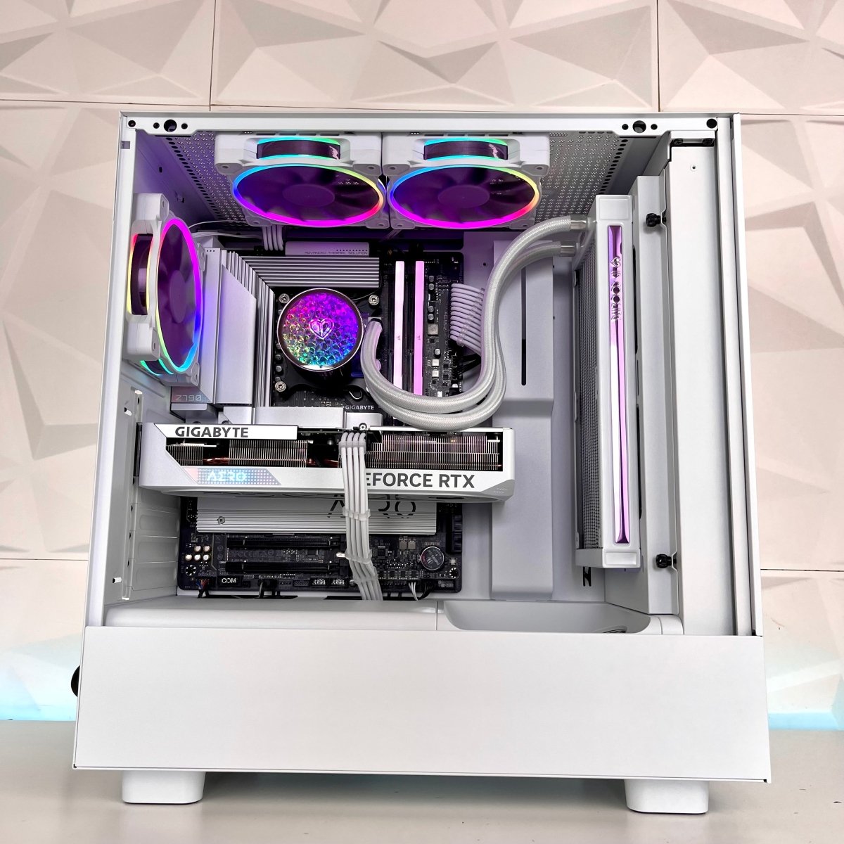 High-Performance Gaming PC with AMD Ryzen AM5 CPU | RTX 4060/4060 Ti/4070/5070/5070 Ti/5080 or AMD 9070/9070 XT GPU | 32GB DDR5 RAM | H5 Purflow Cooling System - Perfect for 4K Gaming, VR Experiences & Professional Content Creation