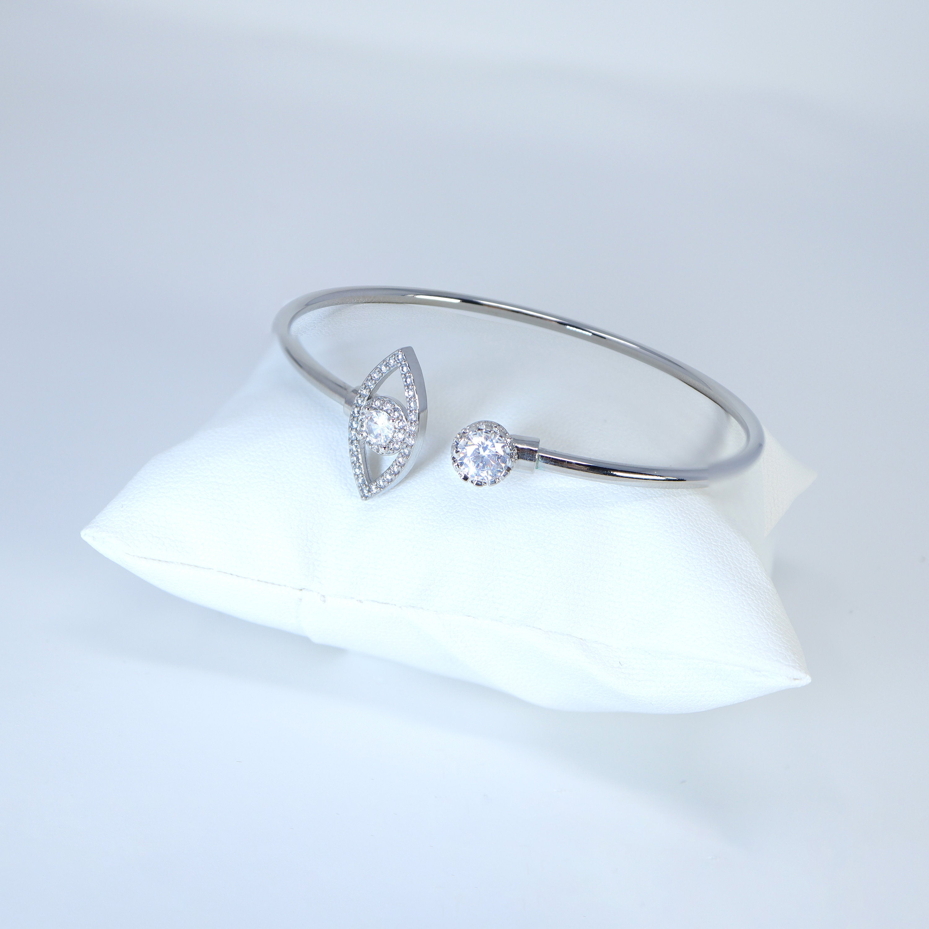 Elegant Cubic Zirconia Eye Cuff Bracelet - Bridesmaid Proposal Gift Box Set, 