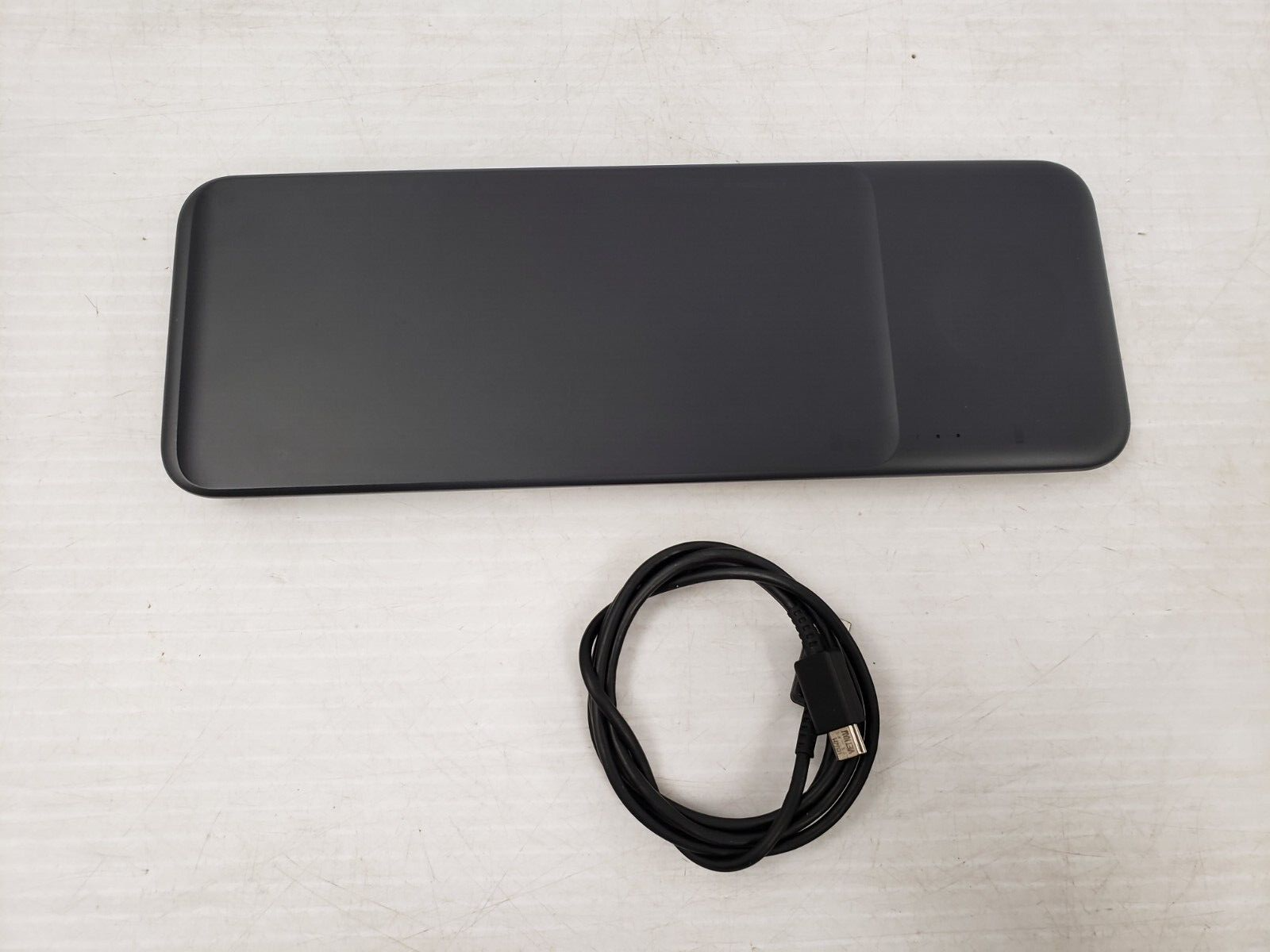 Samsung ED-P6300 Fast Wireless Charger Pad - Qi-Certified for Samsung Galaxy S23/S22/S21/Note20 - Perfect for Home, Office & Travel