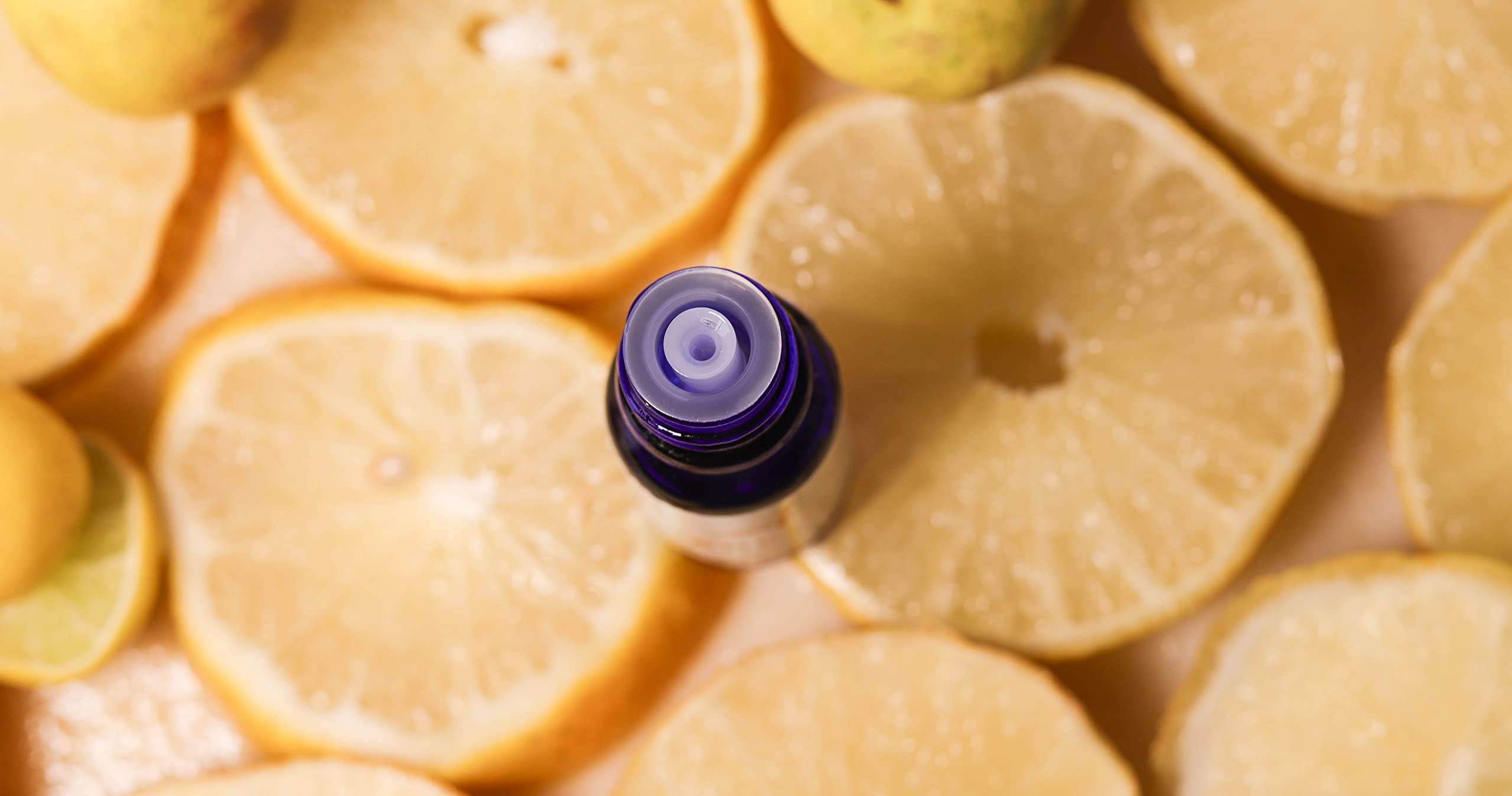 Pure Lemon Essential Oil for Aromatherapy, Diffusers & DIY Skincare – 100% Natural, Cold-Pressed, Therapeutic Grade – Uplift Mood & Refresh Home