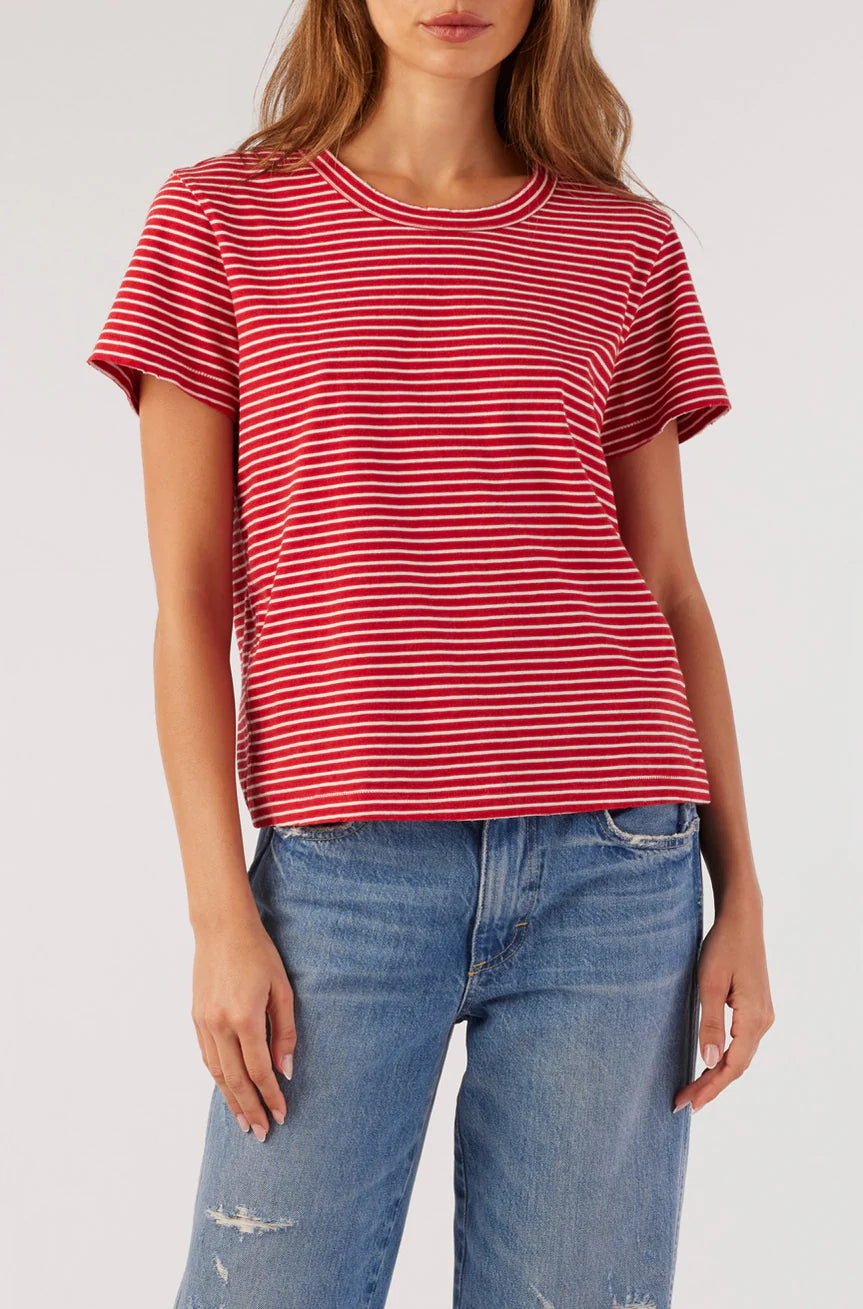 Amo Love Tee - Soft & Stylish Graphic T-Shirt for Women | Trendy Casual & Everyday Wear | Perfect for Dates, Outings & Relaxing