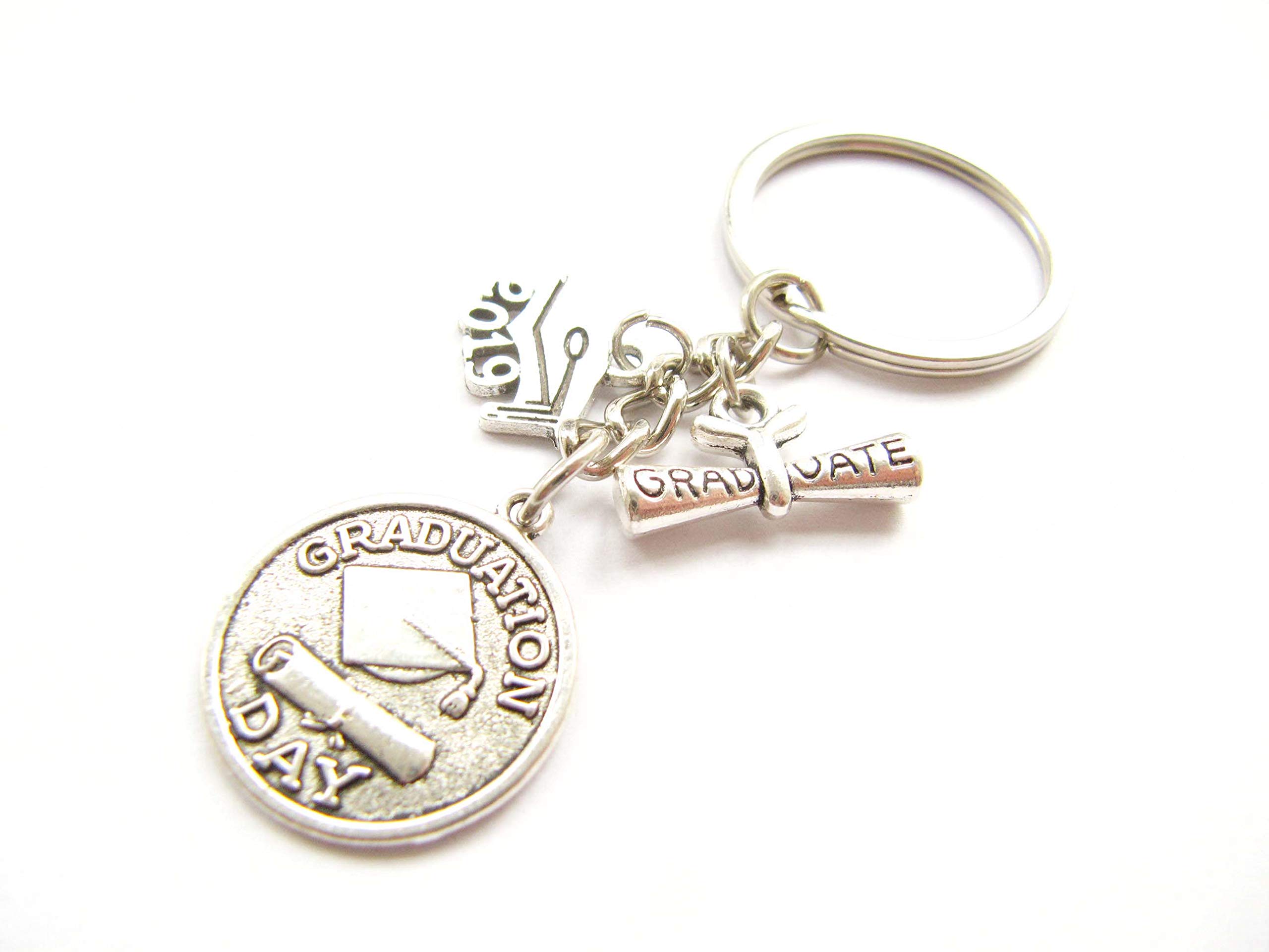 Graduation Keychain Gift for Men & Women - Commemorative Diploma & Cap Keyring - Perfect for Graduation Ceremony, Party Favors, and Class of 2019 Souvenirs