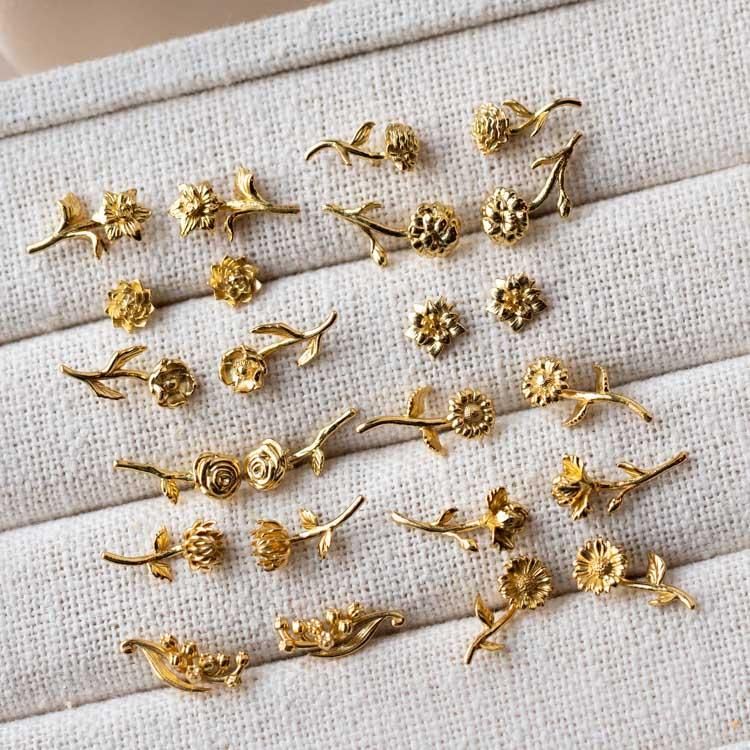 Birth Flower Earrings – Personalized Floral Jewelry for Every Month | Perfect Gift for Birthdays, Anniversaries & Special Occasions