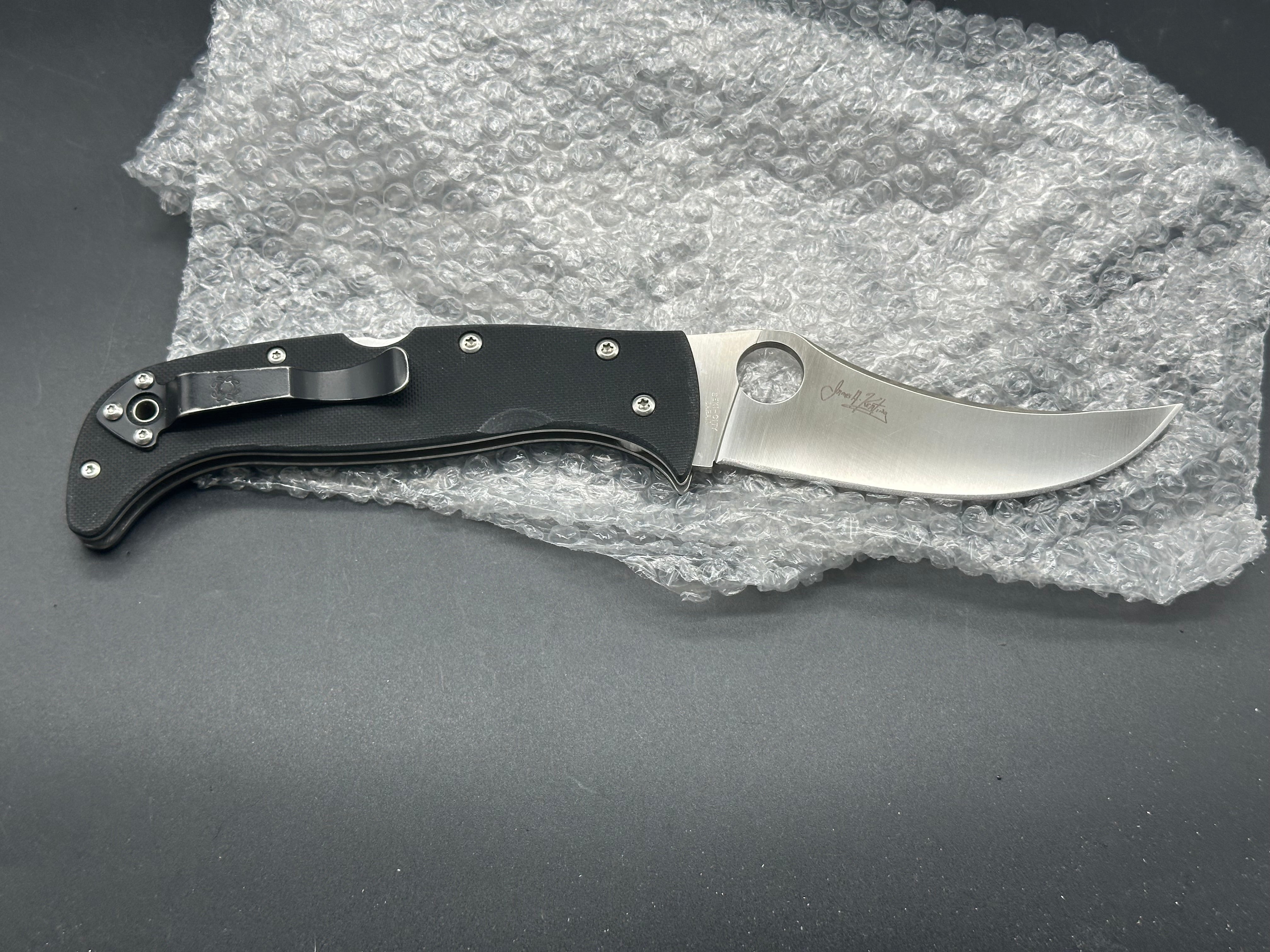 Spyderco James Keating Chinook 4 Lockback Folding Knife - Black G-10 Handle, 3.8