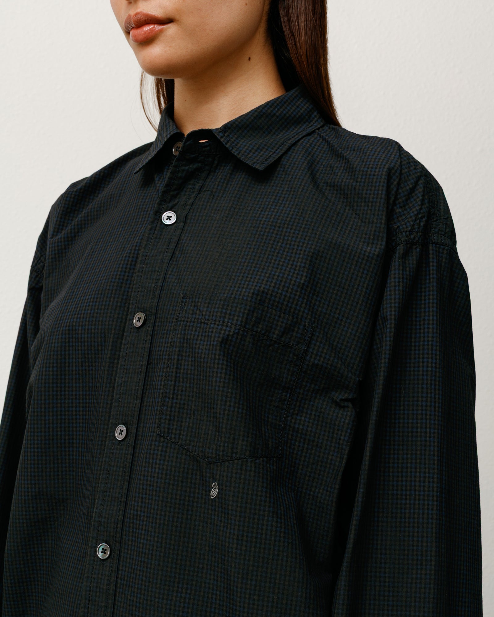 Classic Long Sleeve Shirt with Sprayed Design - Stylish Casual Wear for Men & Women - Perfect for Everyday Outfits, Work, and Outdoor Activities