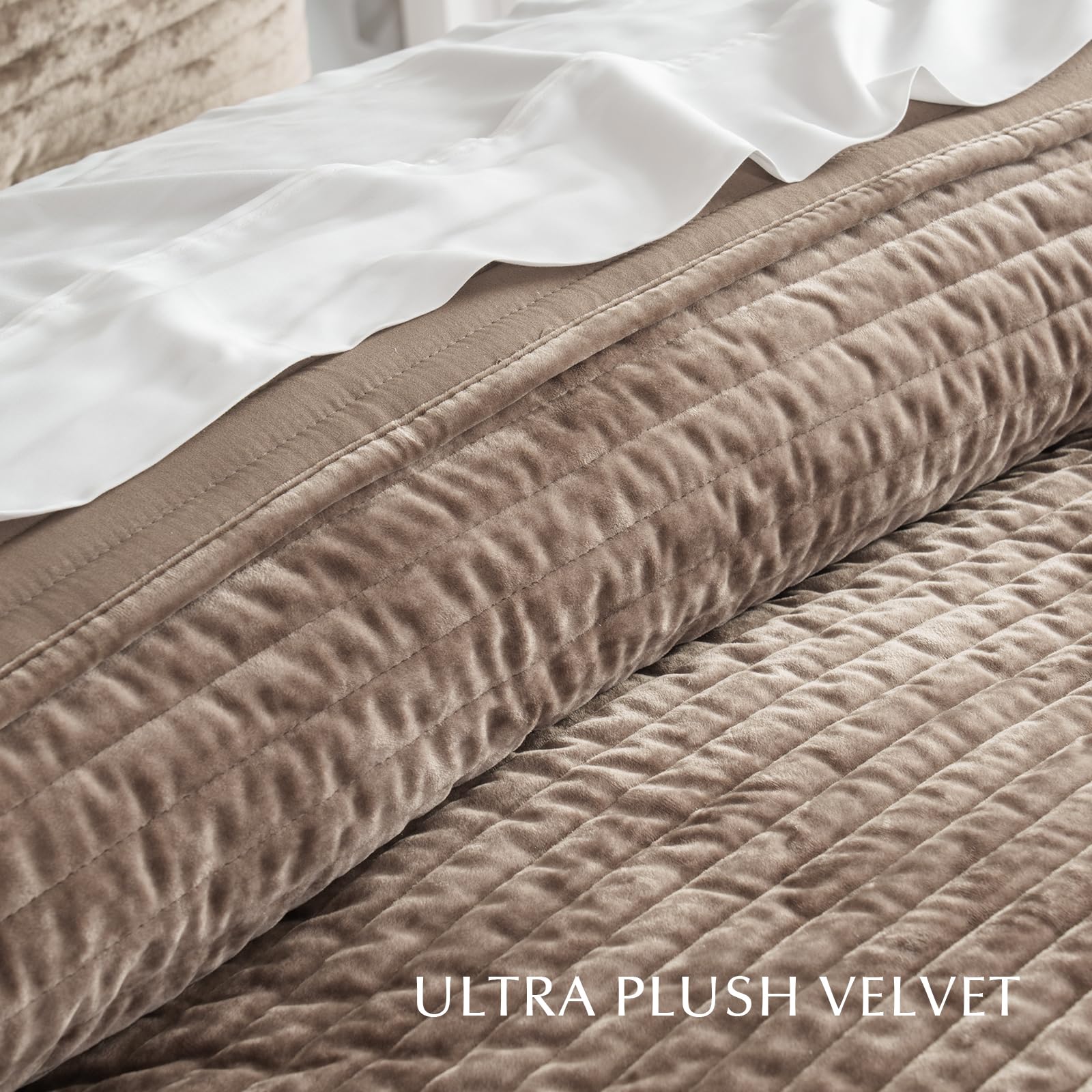 Luxurious Velvet Quilt Set King Size - Soft Striped Channel Bedding with Lightweight Comforter for All Seasons | Oversized Bedspread Coverlet & 2 Matching Shams in Mocha Brown | Perfect for Master Bedroom, Guest Room & Cozy Winter Nights
