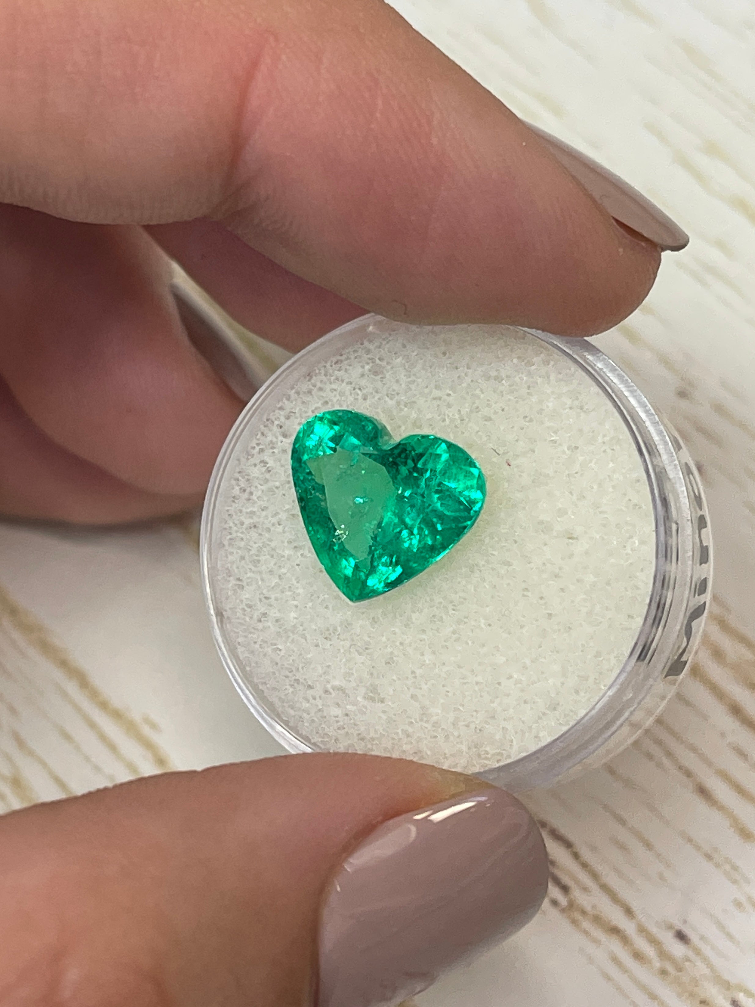 4.12 Carat Muzo Green Natural Loose Colombian Emerald Heart Cut Gemstone - Minor Oil Treatment | Perfect for Engagement Rings, Pendants & Fine Jewelry Making