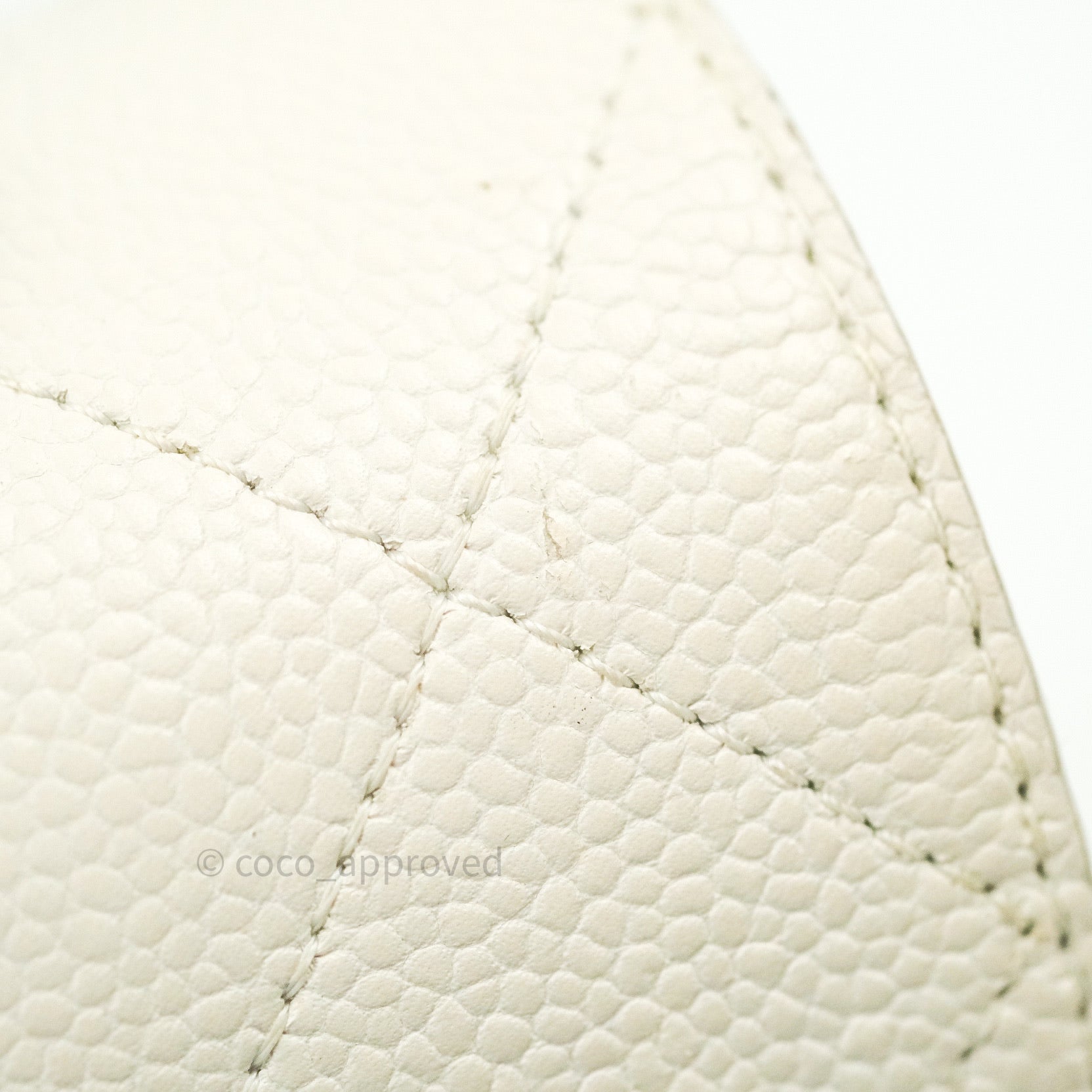 Chanel Chic Affinity Medium Grained Calfskin Handbag with White Gold Hardware - Luxury Designer Crossbody Bag for Women, Perfect for Parties & Evening Events