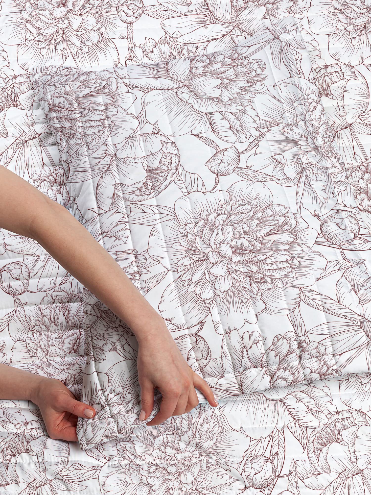 Ambesonne Floral Reversible Bedspread Set - Hand Drawn Rose, Chamomile & Peonies Design - Microfiber Twin Size Bedding with Pillow Shams in Grey Pink - Perfect for Spring Bedroom Decor & Boho Chic Home Styling