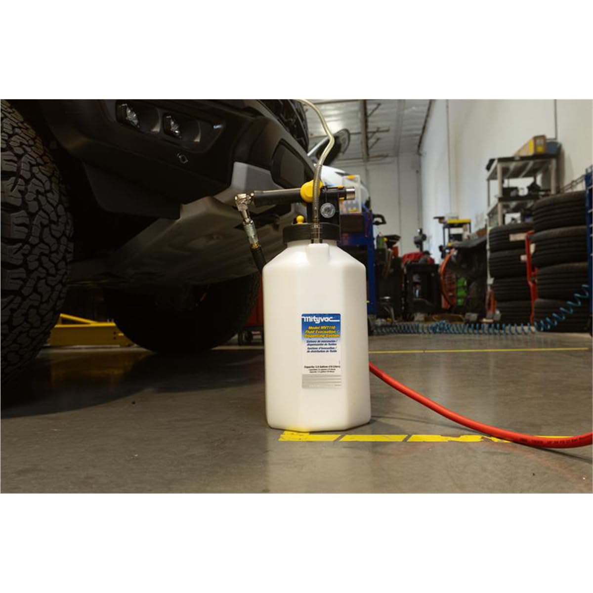 Mityvac MV7110 2.5 Gallon Fluid Extractor & Dispenser - 120 PSI for Evacuating, Refilling, Bleeding Hydraulic Brake/Clutch Systems | Works with Compressed Air, Vacuum or Positive Pressure | Ideal for Automotive Repair, DIY Maintenance & Fluid Transfer