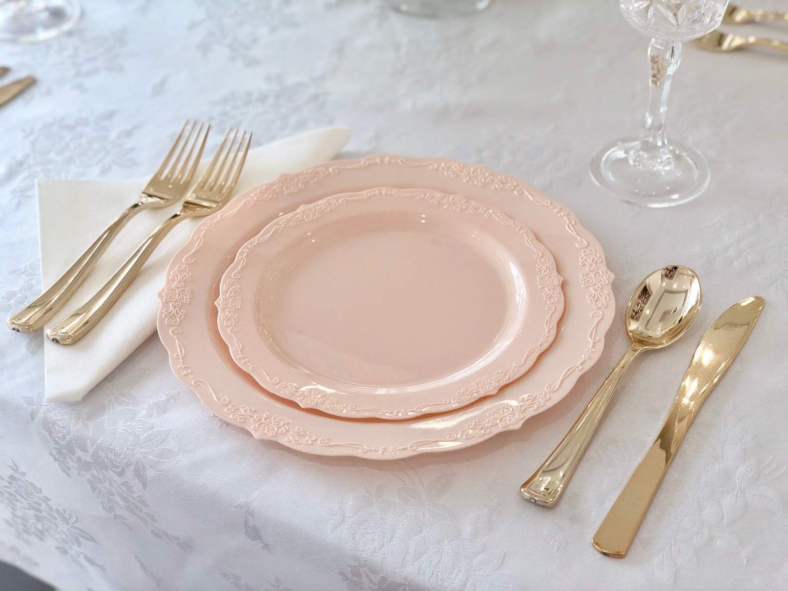 240-Pack Disposable Plastic Plates for Weddings & Parties - 10'' Dinner Plates in Plain Blush (Verona Collection) - Perfect for Catering, BBQs, and Special Events