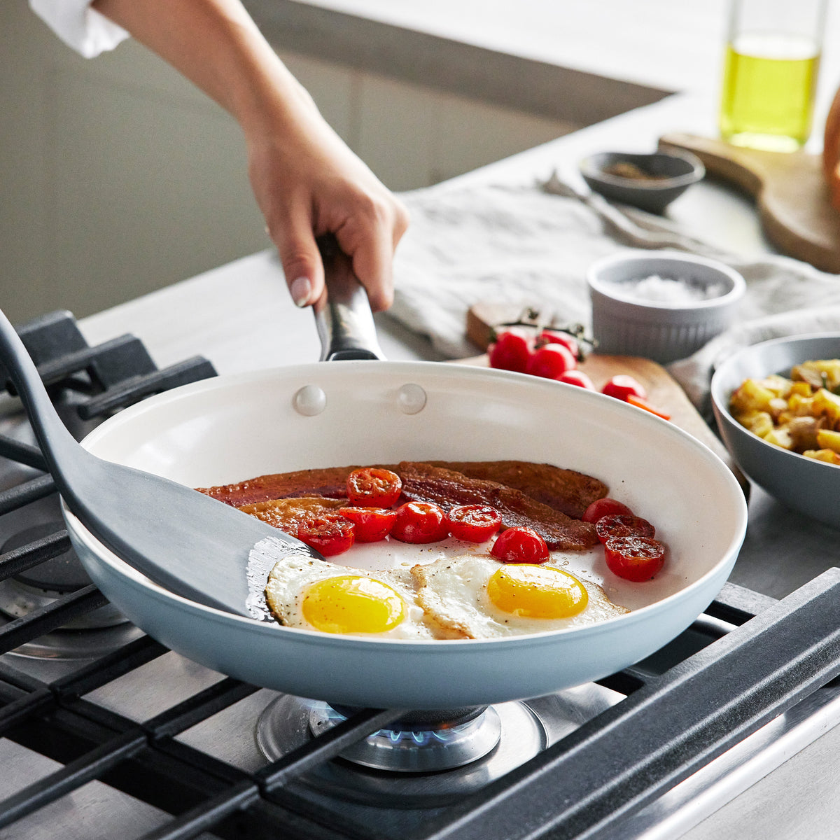 Padova Pro Ceramic Nonstick 8-Inch & 10-Inch Frying Pan Set - Healthy Cooking, Easy Cleanup for Eggs, Pancakes & Stir Fry | Dishwasher Safe PFOA-Free Cookware