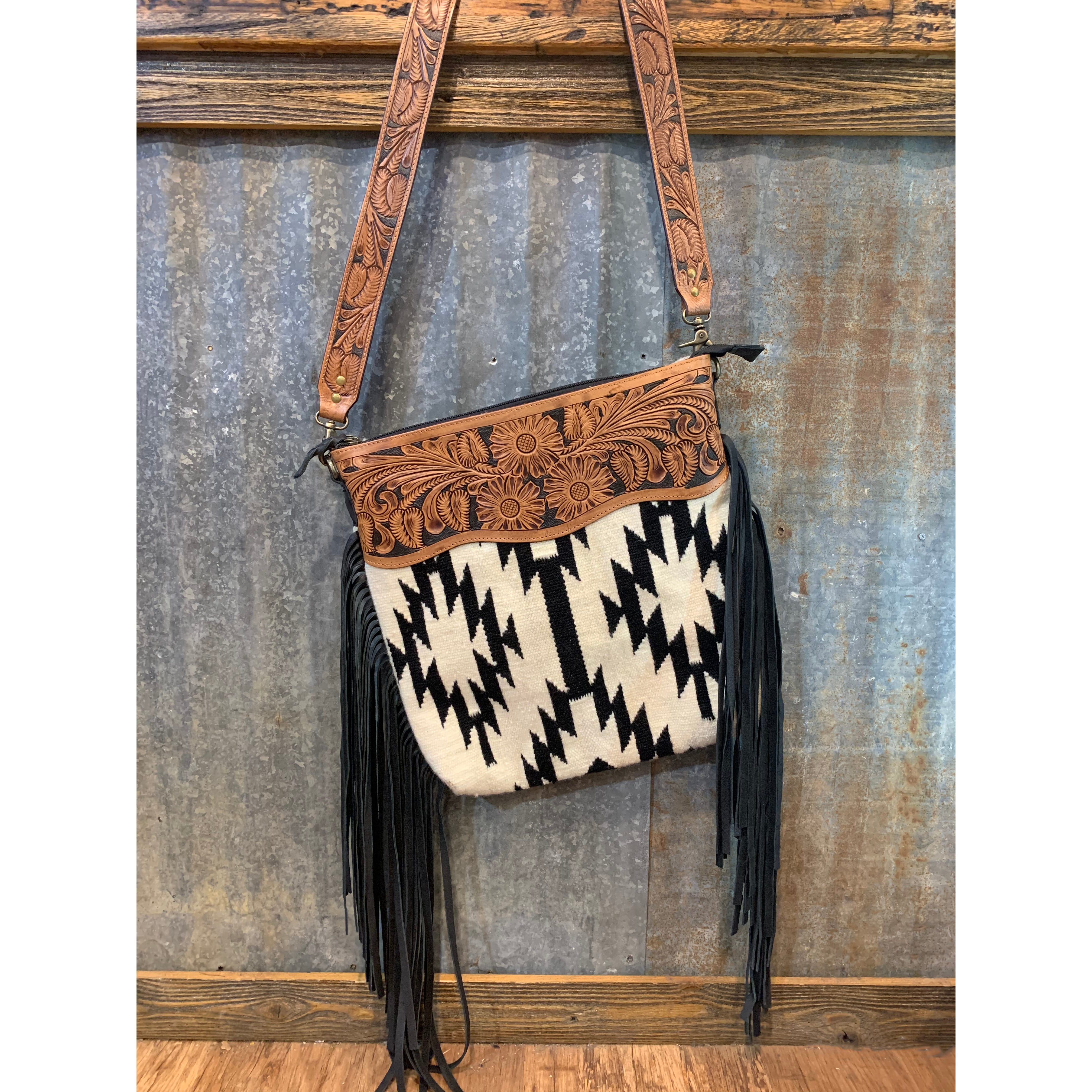 American Darling Black & White Tooled Leather Purse for Women | Vintage Western Handbag | Perfect for Cowgirl Style, Rodeo Events & Everyday Use