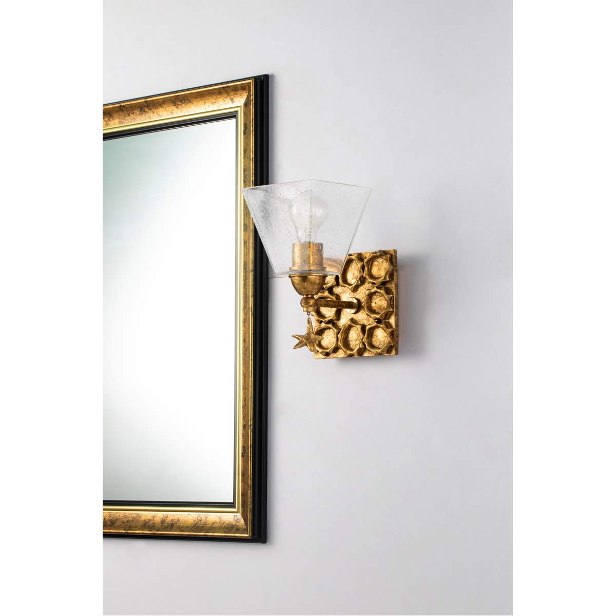 Lucas & McKearn BB1002G-1 Gold Leaf Star Bathroom Vanity Light - Modern Bathroom Lighting Fixture for Home Decor, Perfect for Bathroom, Powder Room or Dressing Area