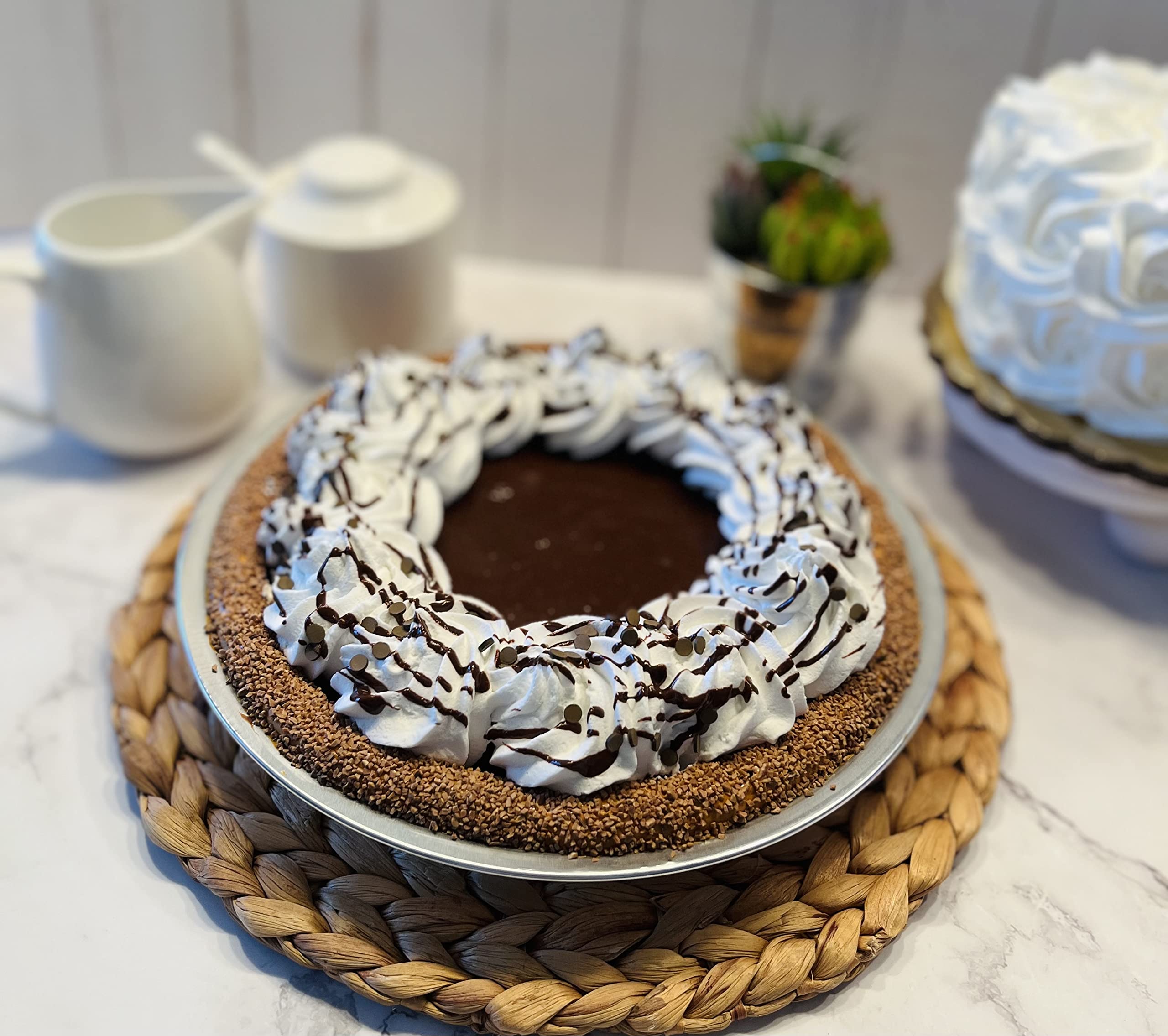 Artificial Cupcakes & Fake Cakes for Display - Realistic Faux Cake Decorations - Home & Kitchen Fake Desserts - Chocolate Cream Pie Display - Perfect for Wedding Centerpieces, Bakery Displays & Home Decor
