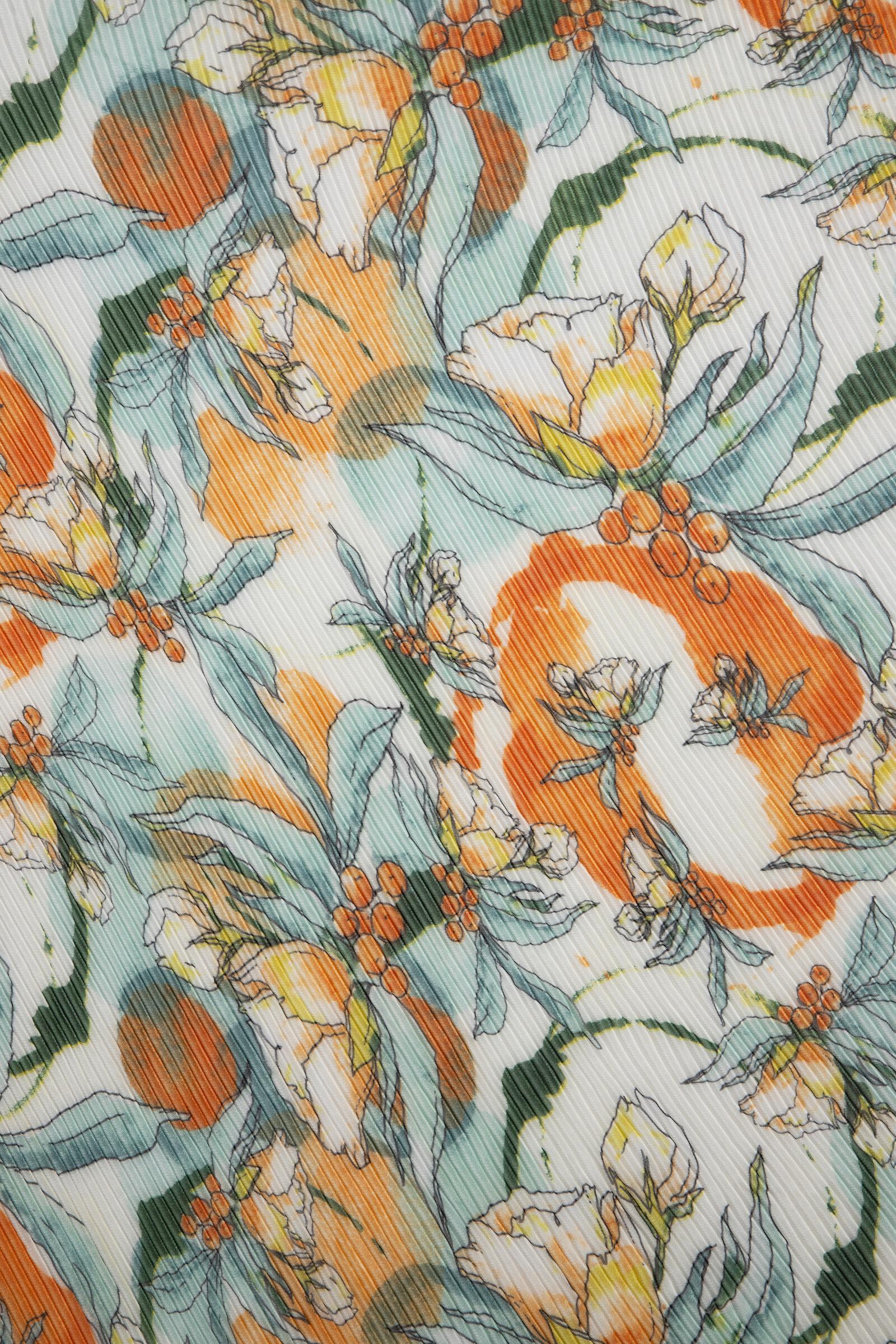 Elegant Floral and Fruit Pleated Scarf - Lightweight Fashion Accessory for Women - Perfect for Spring Outfits, Office Wear and Special Occasions