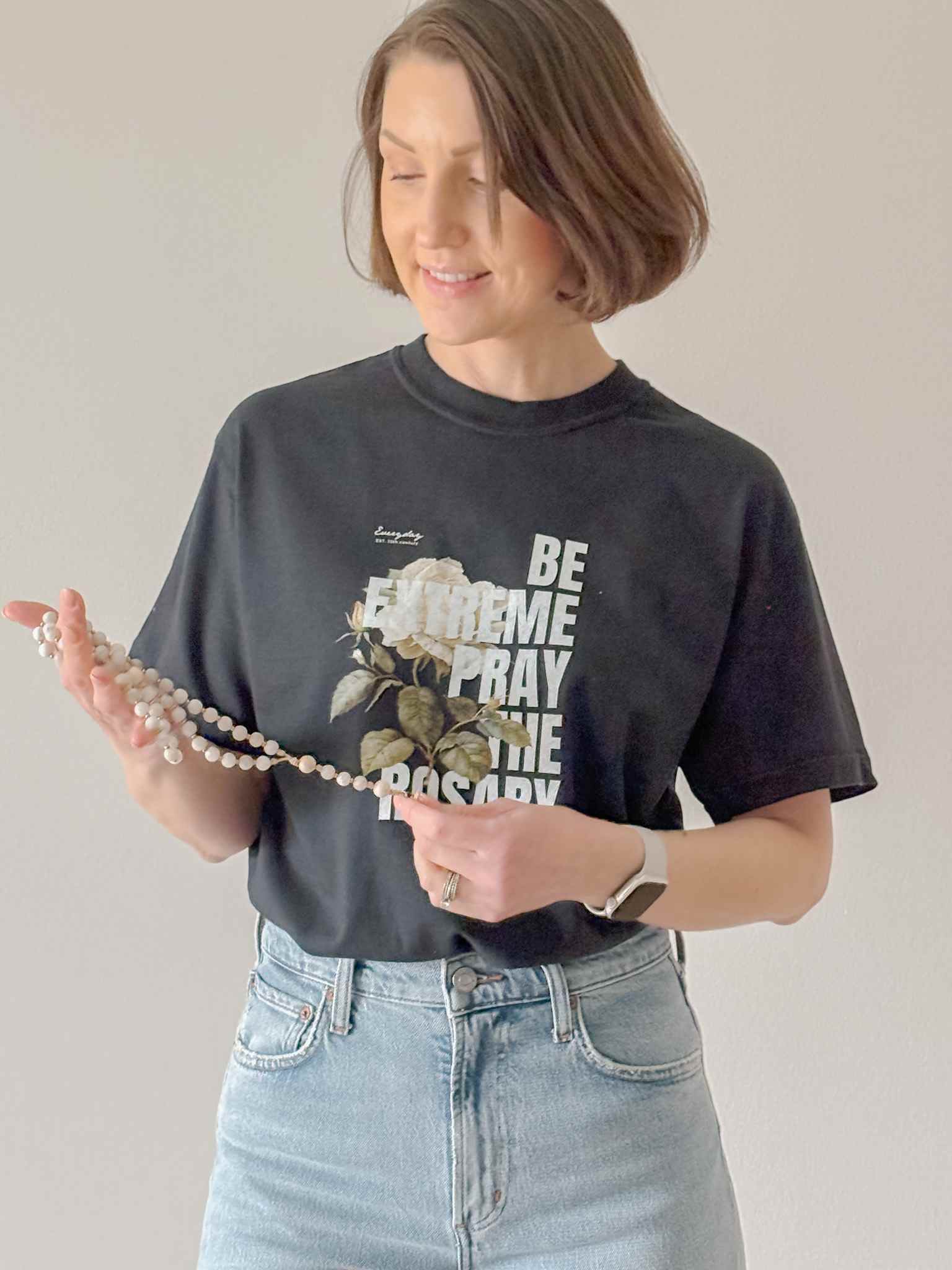 Be Extreme Pray the Rosary T-Shirt - Religious Graphic Tee for Catholic Faith & Devotion - Perfect for Church, Prayer Groups & Spiritual Events