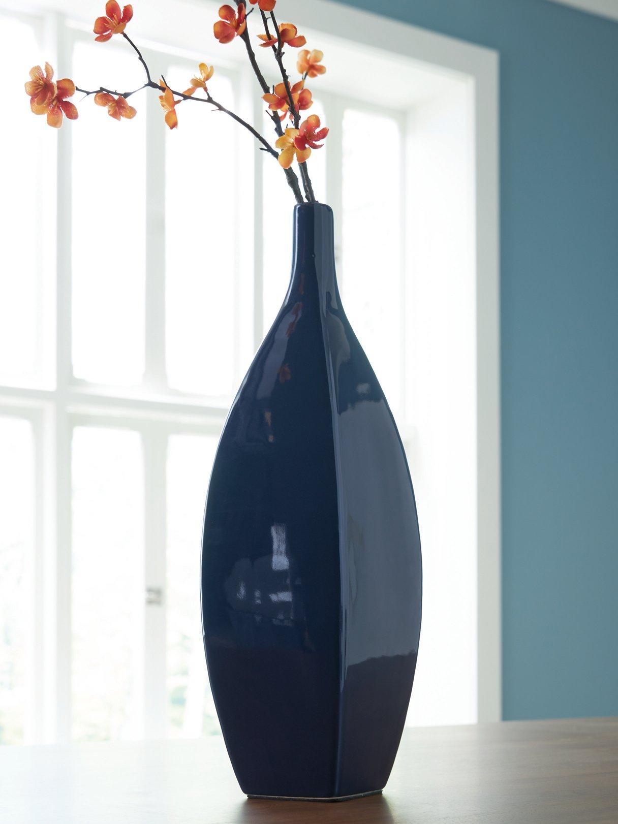 Atkinson Vase - Elegant Handcrafted Ceramic Flower Vase for Home Decor, Wedding Centerpiece & Gift Idea