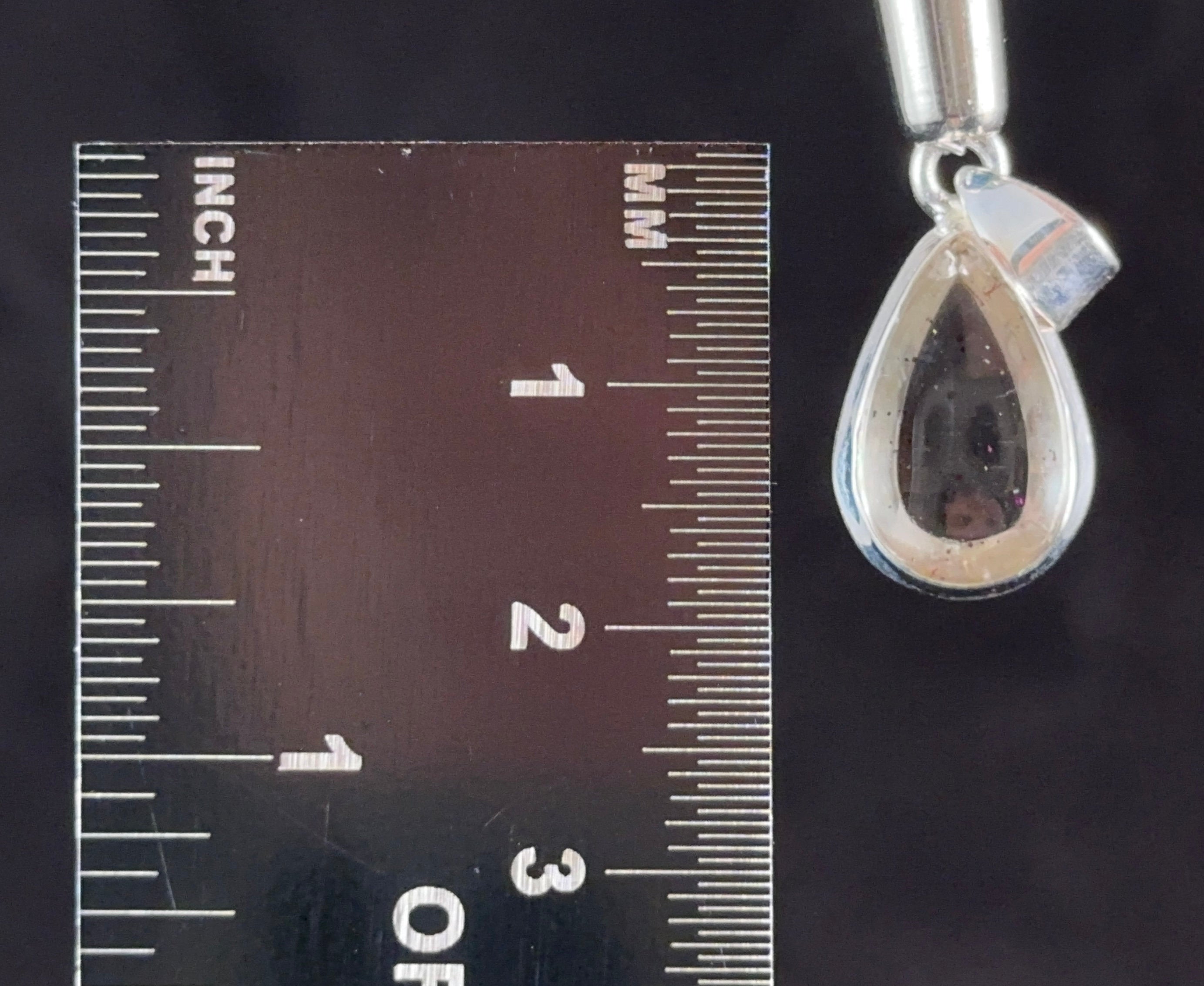 COVELLITE Pink Fire Quartz Crystal Pendant Necklace - Natural Healing Stone Jewelry for Women, Spiritual Energy & Chakra Balancing | Perfect for Meditation, Yoga & Gift Giving