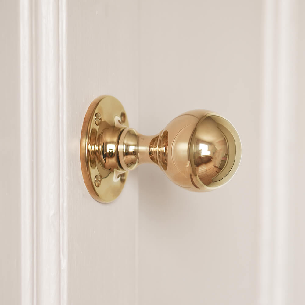 Polished Brass Round Door Knobs - Vintage Style Hardware for Interior Doors | Perfect for Bedroom, Bathroom & Closet Doors