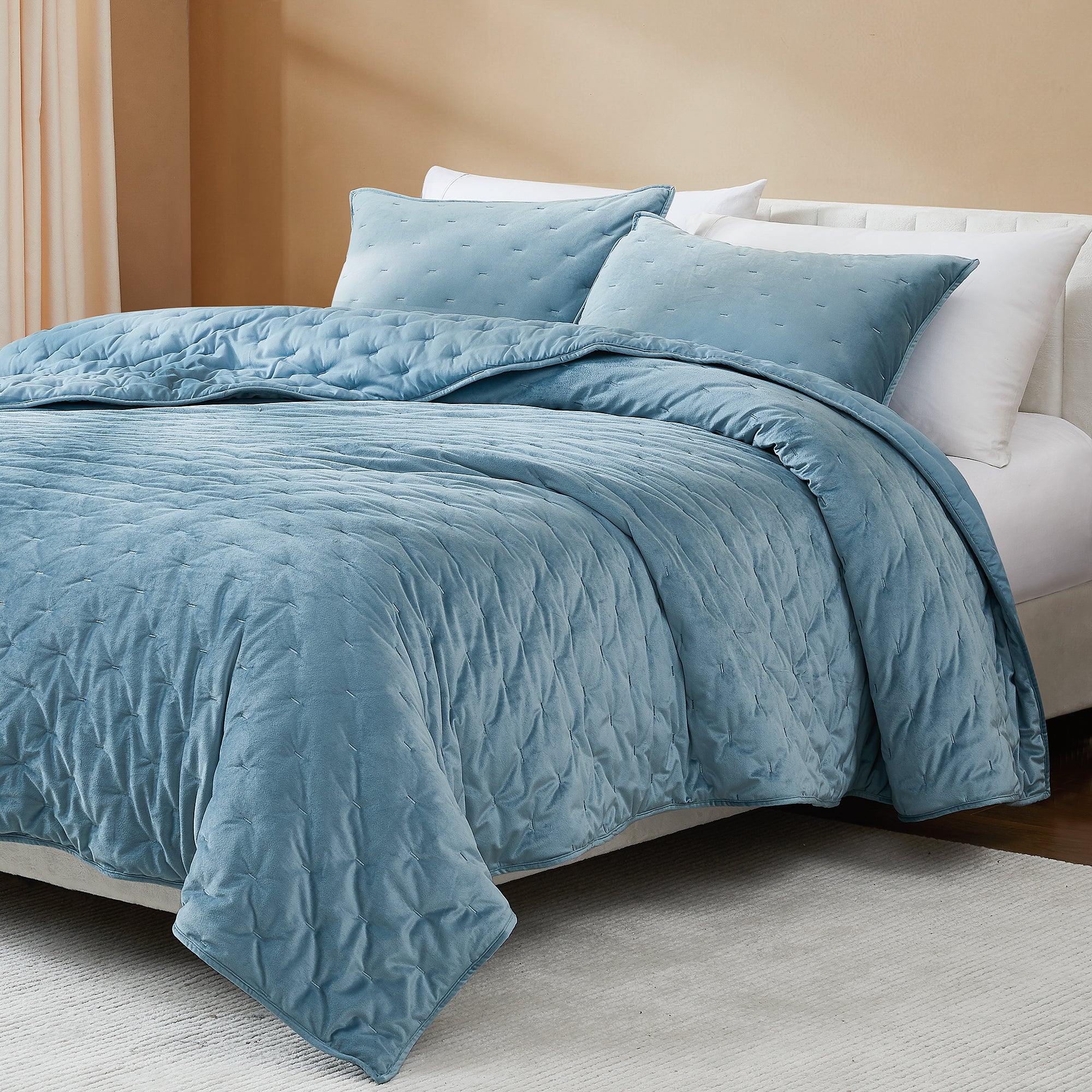 Haven Velvet Embroidered Quilt Set - Ultra Soft 3-Piece Bedding Set for Queen/King Size Beds | Luxury Bedroom Decor & Cozy Winter Nights