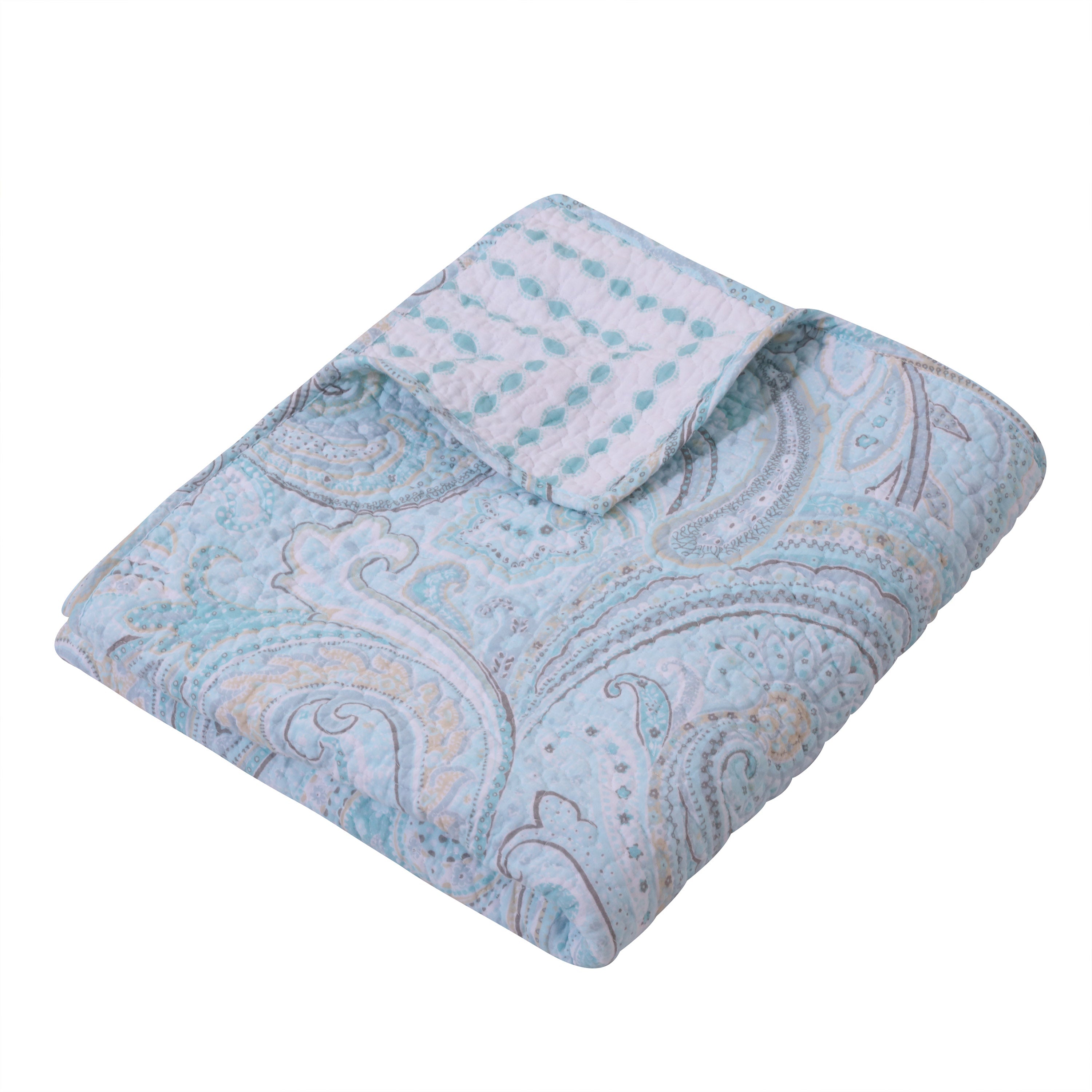 Cozy Spruce Green Quilted Throw Blanket - Soft & Warm Reversible Bedspread for Couch, Sofa, and Bed - Perfect for Winter Nights, Home Decor, and Gift Giving
