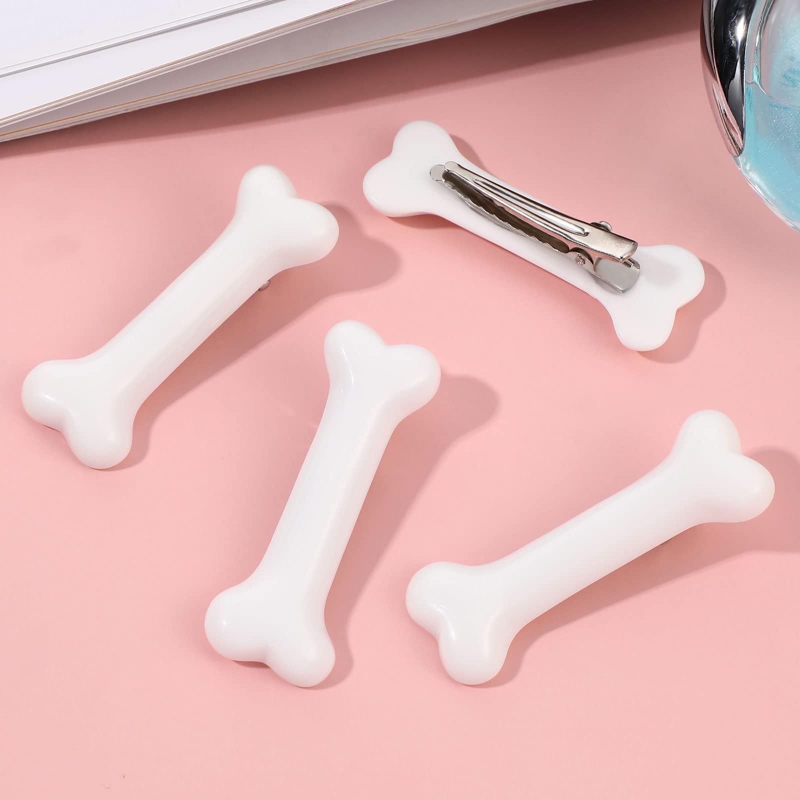 Beaupretty 4 Pack Halloween White Dog Bone Hair Clips - Artificial Dog Bone Hairpins & Alligator Barrettes for Women & Girls - Perfect for Halloween Costumes, Pet-Themed Parties & Cosplay Accessories