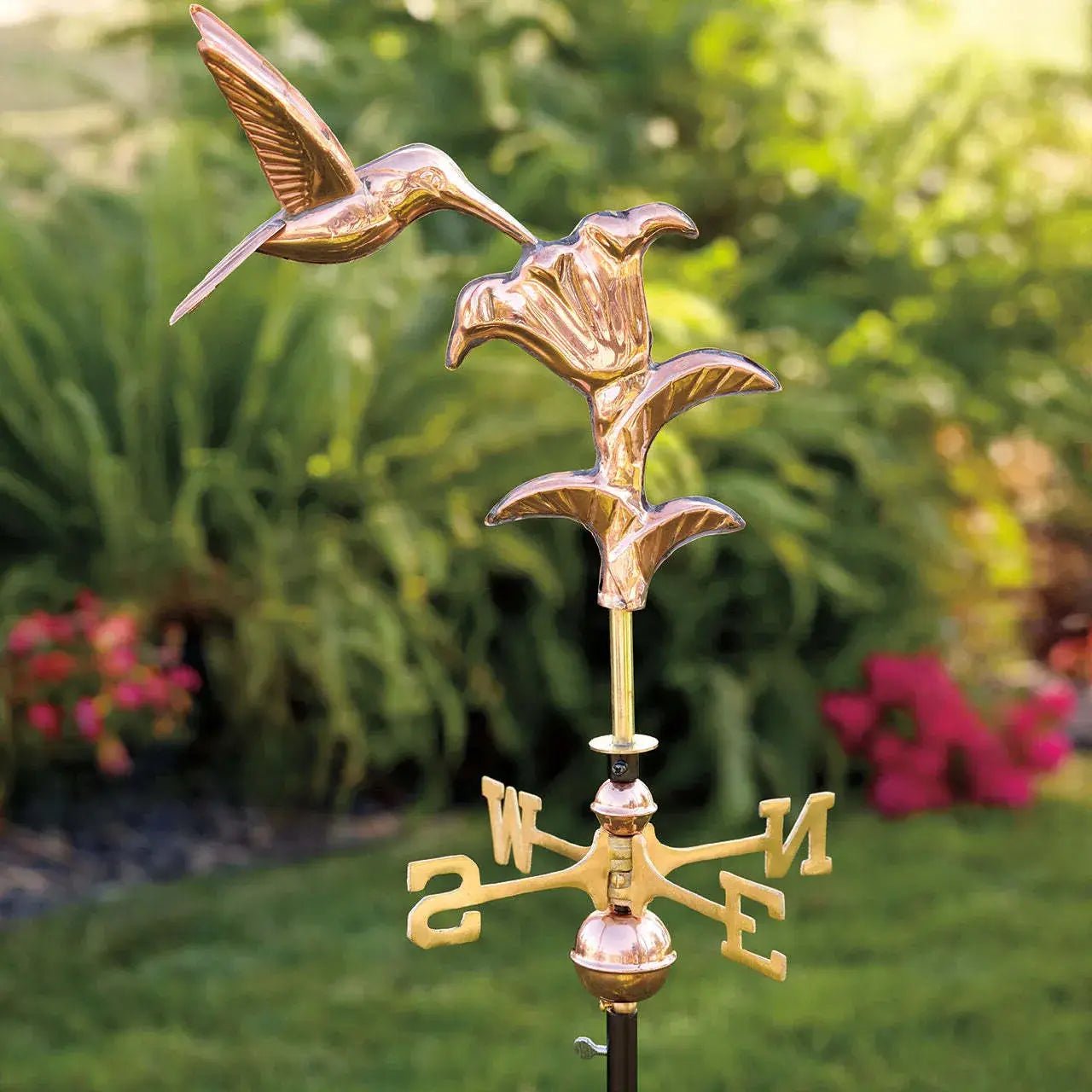 Handcrafted Garden Hummingbird Weathervane - Decorative Outdoor Wind Direction Indicator for Yard, Patio & Garden Decor - Perfect for Bird Lovers & Nature-Inspired Home Décor