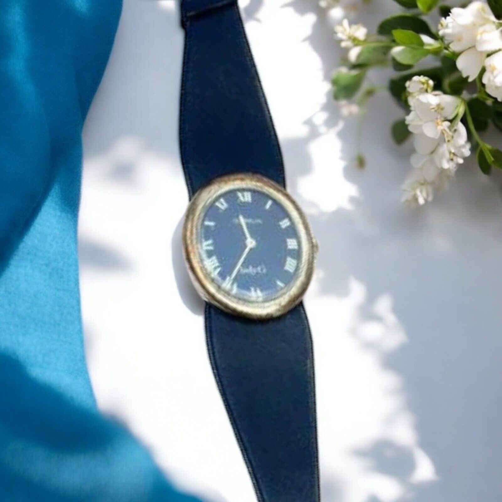 Vintage Gubelin Lady G Manual Wind Sterling Silver Ladies Watch - Elegant Retro Timepiece for Collectors & Special Occasions