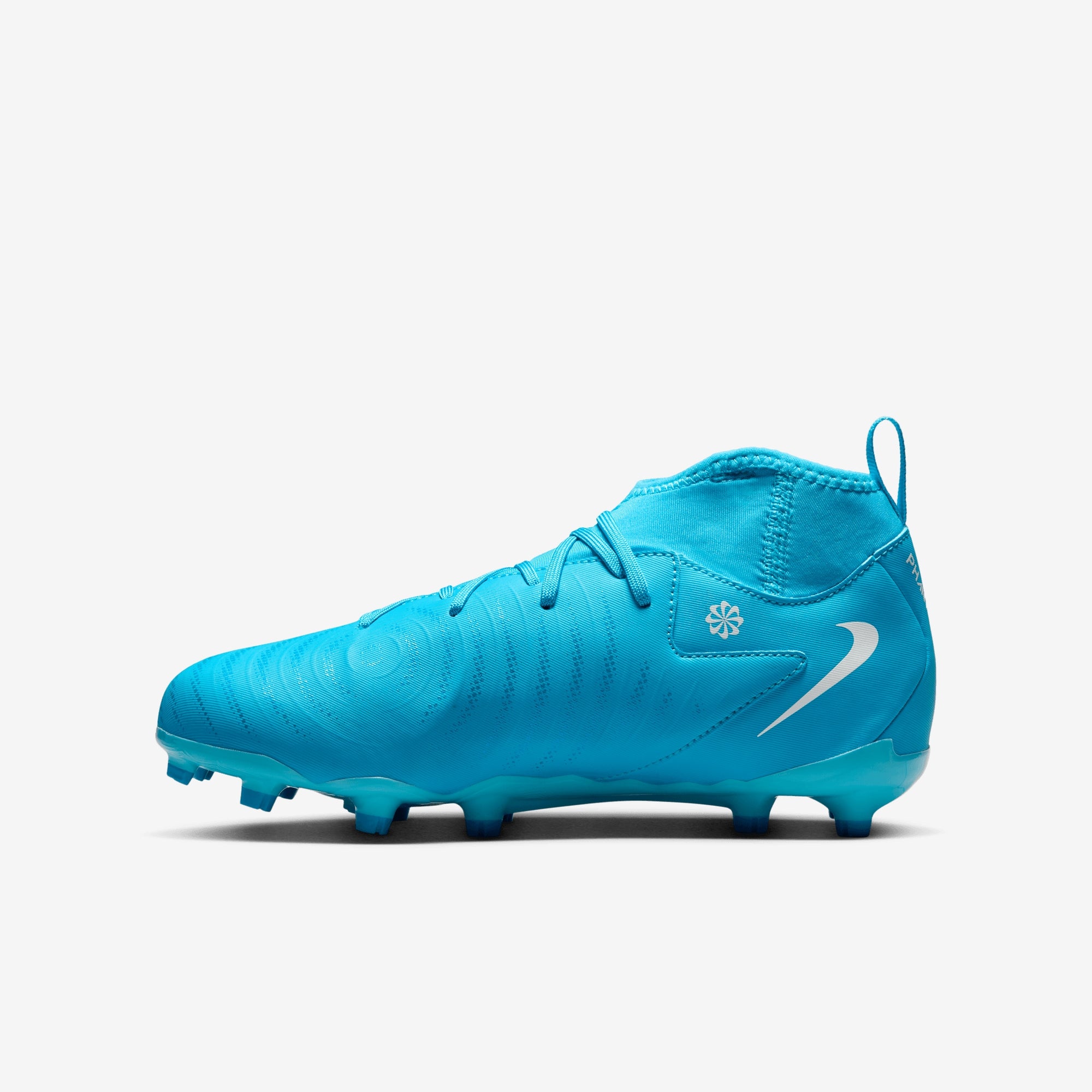 Nike Jr. Phantom Luna 2 Academy Soccer Cleats - Youth Football Shoes for Boys & Girls - Lightweight & Comfortable for Training & Matches | Perfect for Grass & Turf Fields