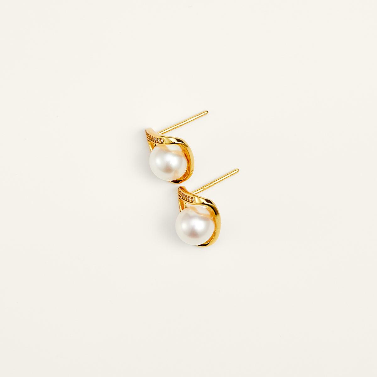 Elegant AAAA Freshwater Pearl Stud Earrings for Women - Perfect for Weddings, Parties & Everyday Wear