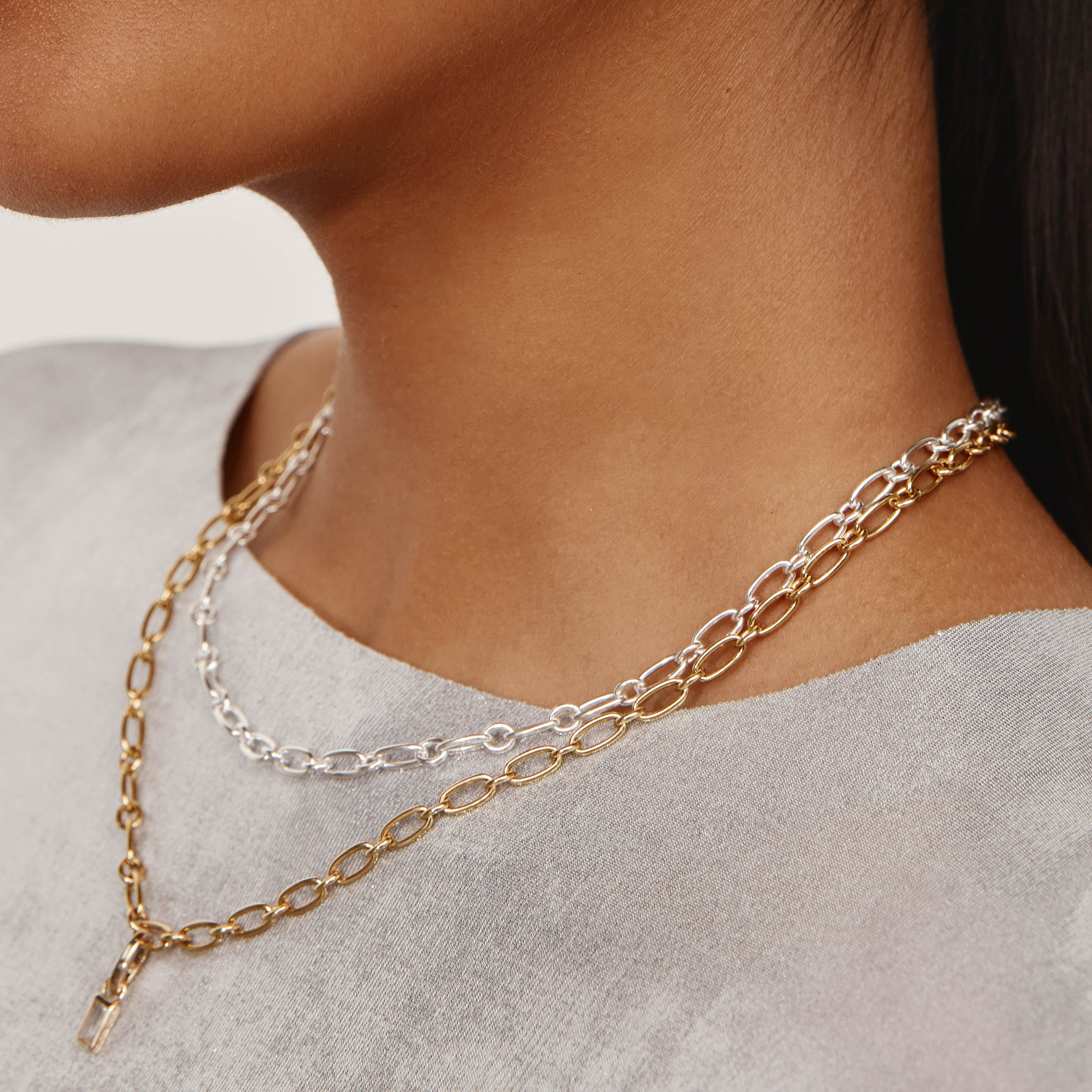 Gold Alternating Paperclip Chain Necklace - Elegant Layering Piece for Everyday Wear & Special Occasions