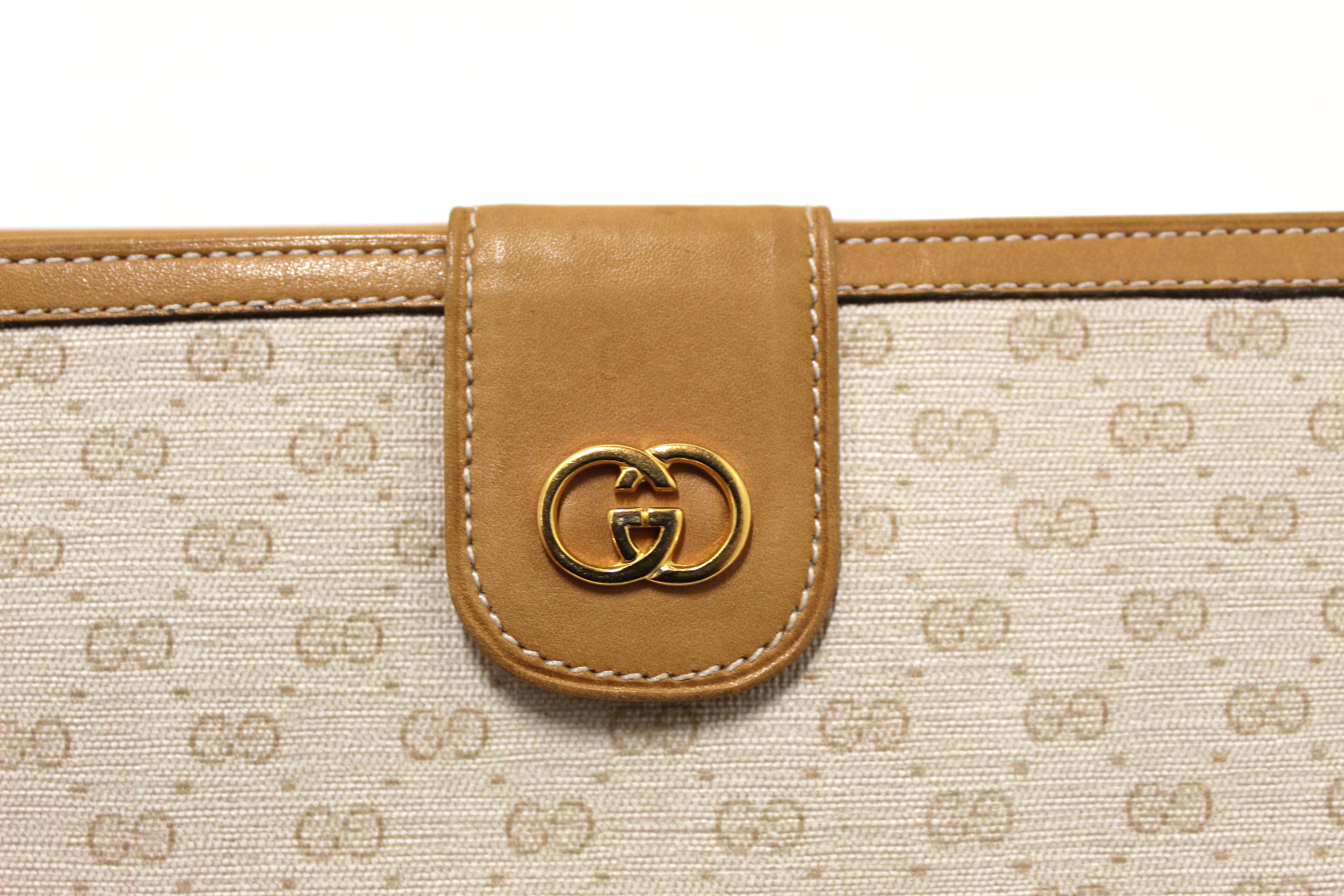 Authentic Gucci Vintage Beige Microguccissima Long Wallet for Women - Luxury Leather Bifold Wallet with Card Slots & Zipper Pocket - Perfect for Everyday Use, Travel & Gift Giving
