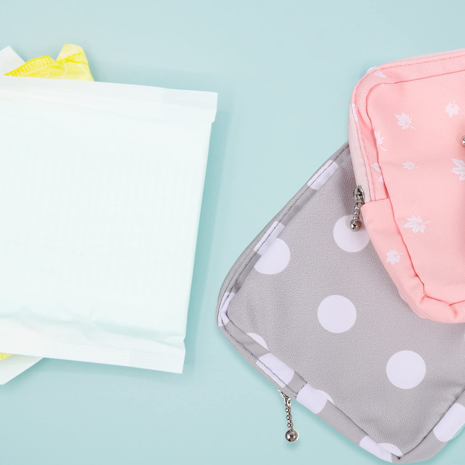 Lurrose Portable Cosmetic Bag - 20-Piece Napkin Storage Pouch, Mini Makeup Set for Travel - Women's Accessories, Delicate Period Pouch & Carry Bag | Perfect for On-the-Go Organization, Makeup Storage, and Feminine Hygiene Needs