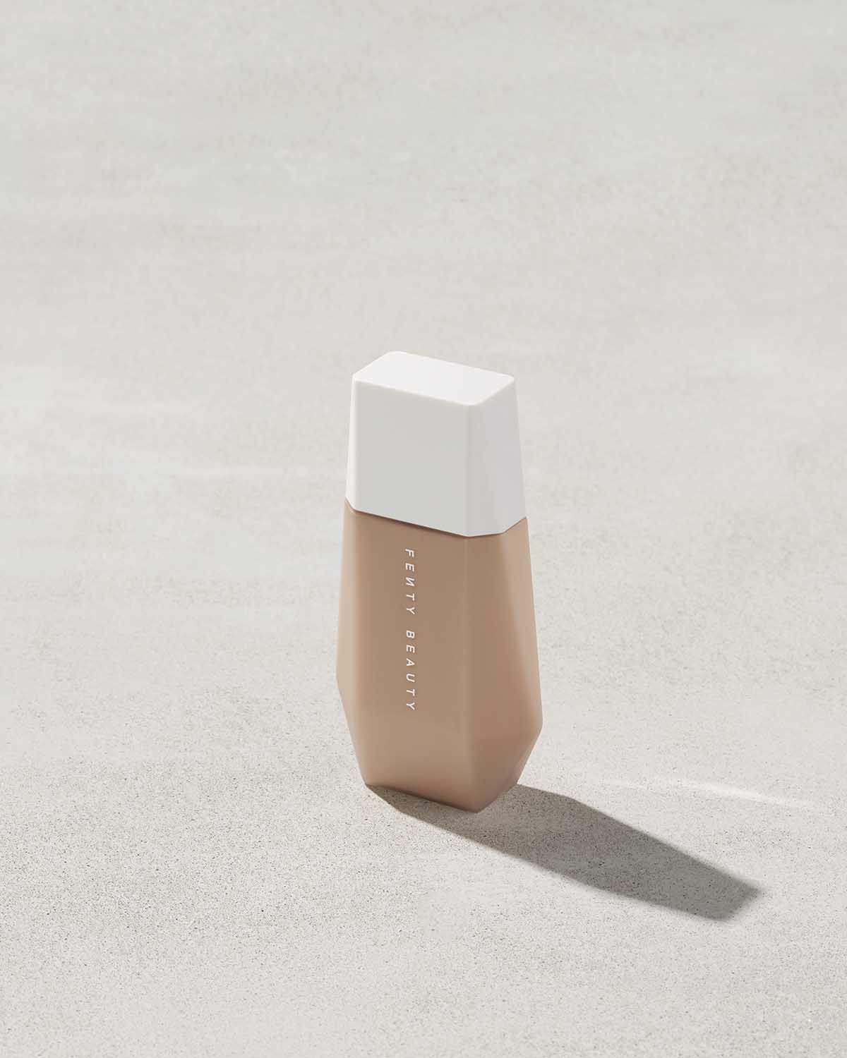 Eaze Drop Blurring Skin Tint SPF 30 - Lightweight Foundation with Natural Finish for Flawless Coverage | Perfect for Everyday Wear & On-the-Go Touch Ups