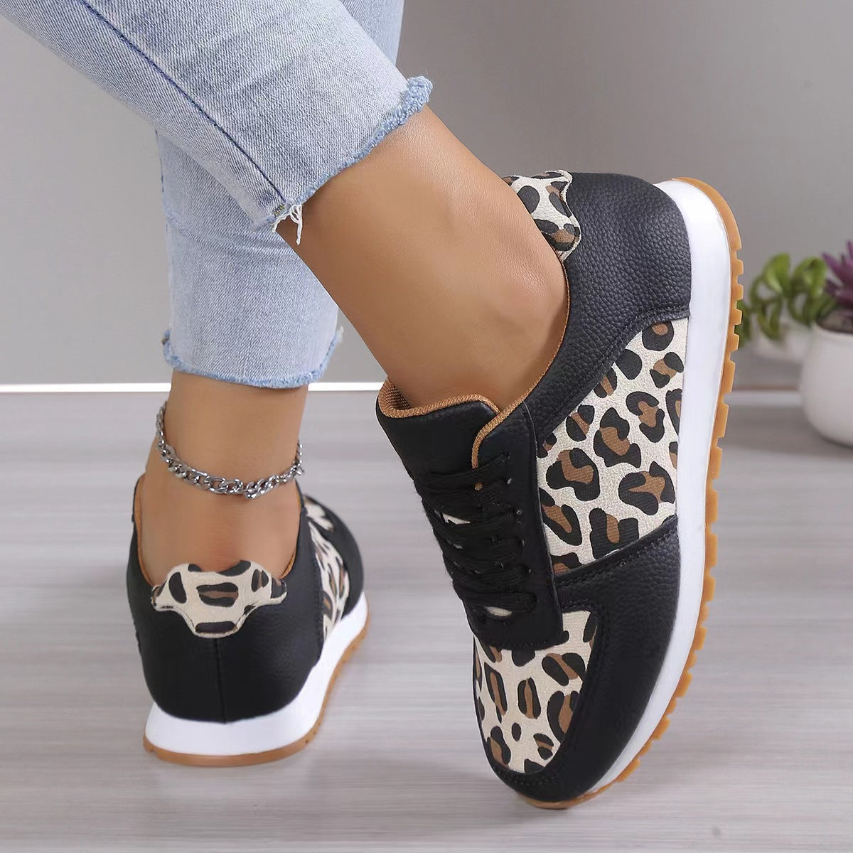 Women's Fashion Leopard Print Lace-Up Sneakers - Casual Running Walking Shoes for Women - Perfect for Gym, Workout, and Everyday Wear