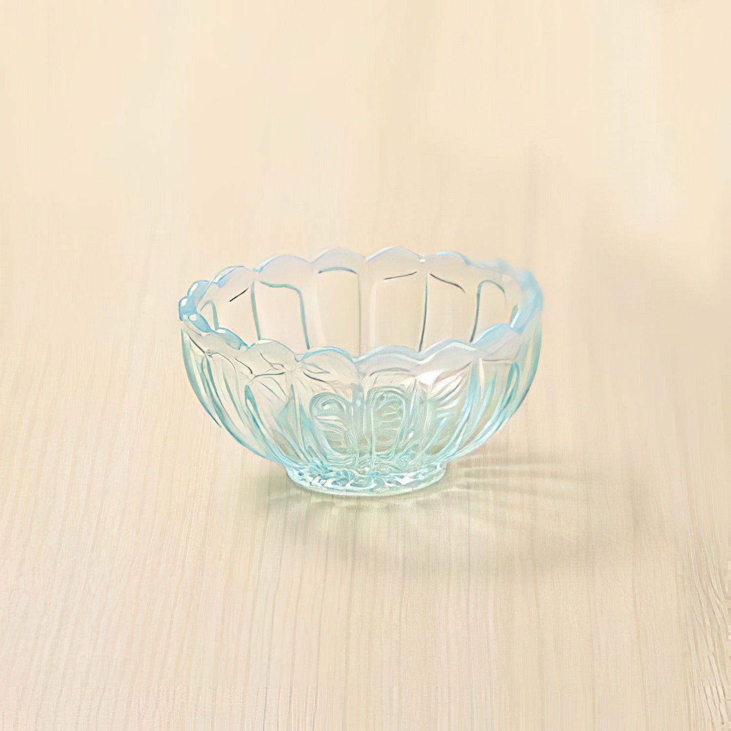 Hirota Glass Yukinohana Blue Mini Bowl - Handmade Soda Lime Glass Decorative Dish for Sushi, Desserts & Home Decor