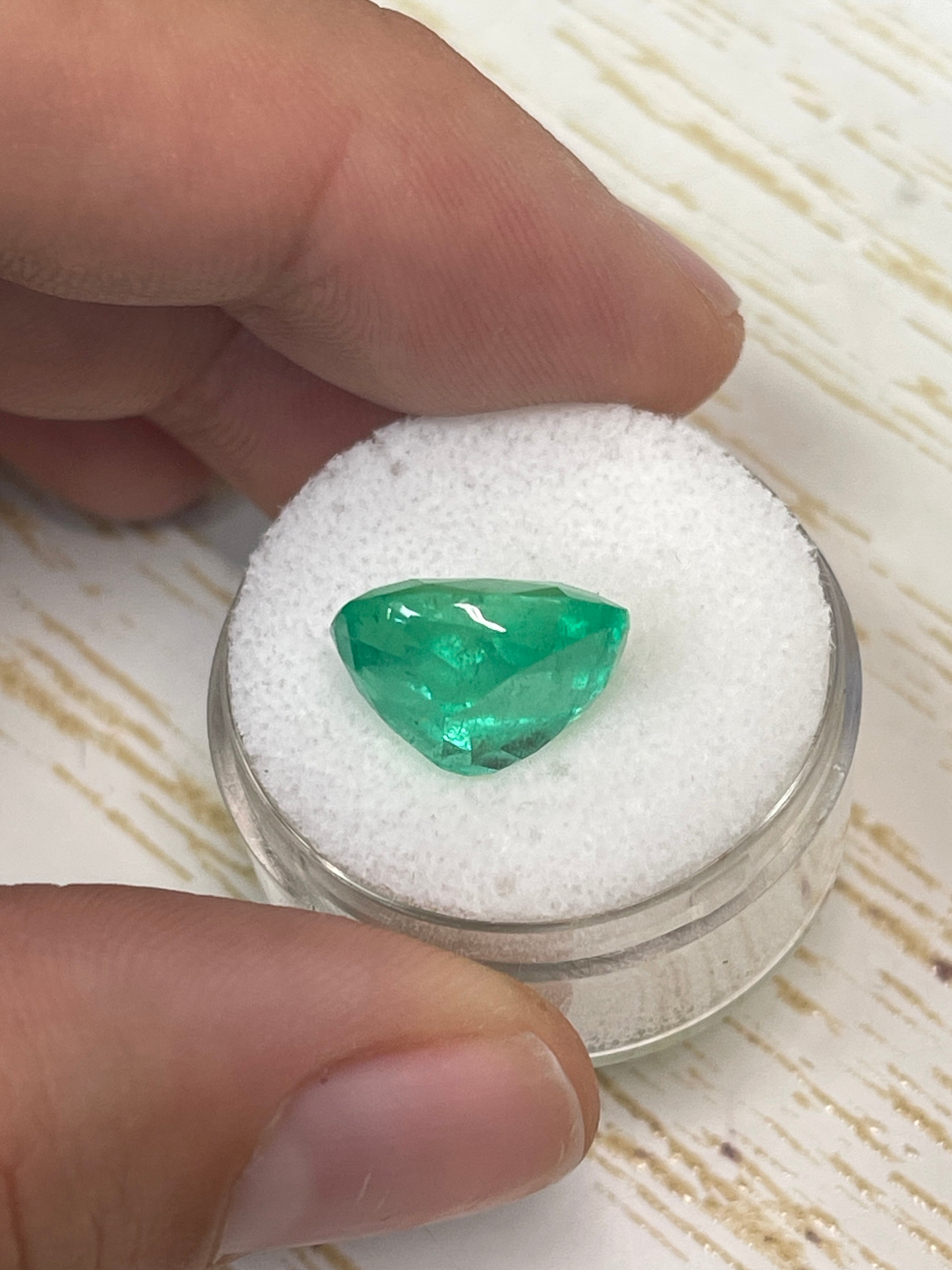 7.08 Carat 13x11mm Muzo Green Natural Colombian Loose Emerald Gemstone - Cushion Cut for Jewelry Making, Engagement Rings & Luxury Gifts