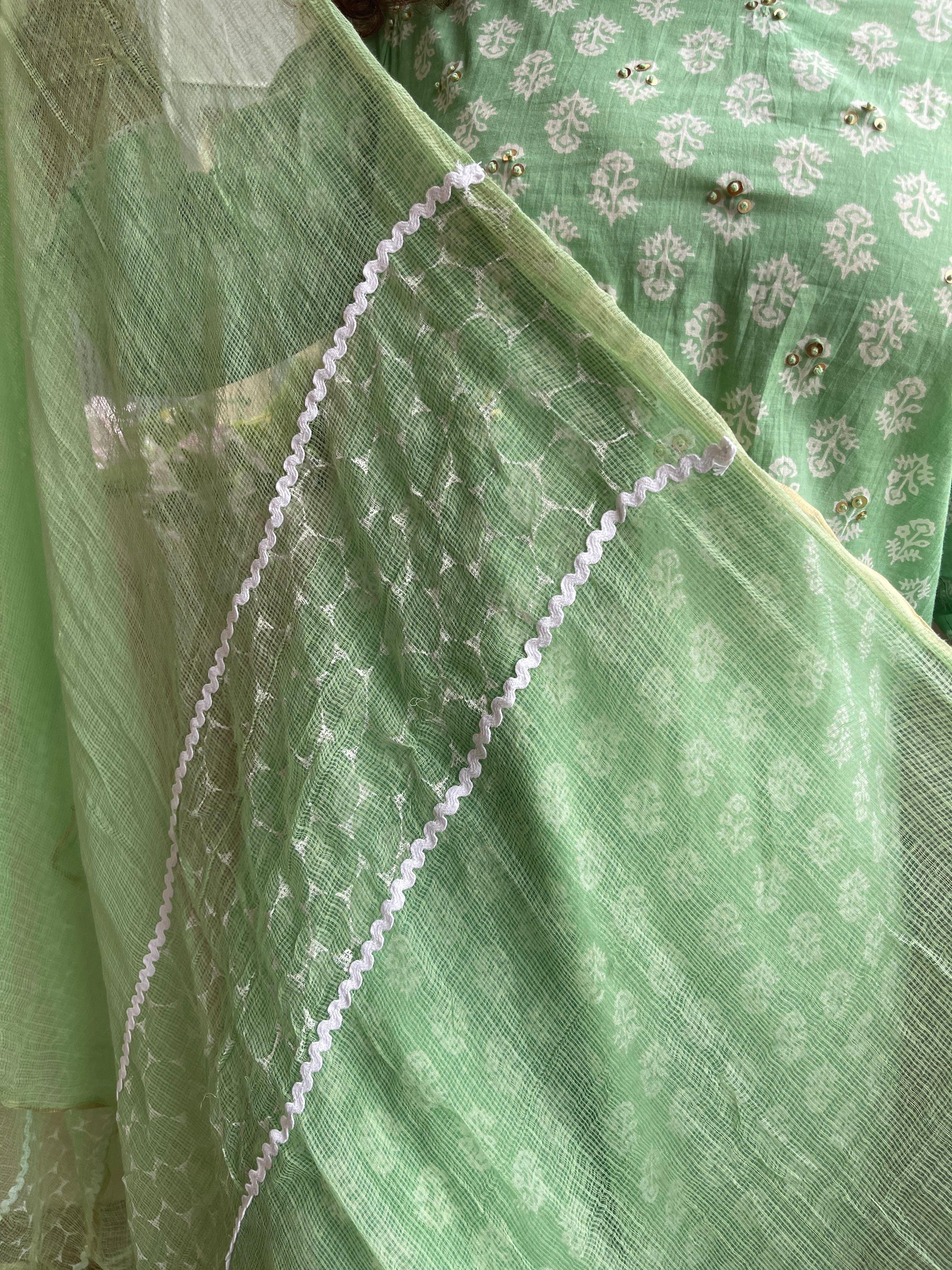Stylish Green Cotton Kurta Suit Set for Women - Comfortable & Breathable Ethnic Outfit - Perfect for Festivals, Weddings & Casual Wear