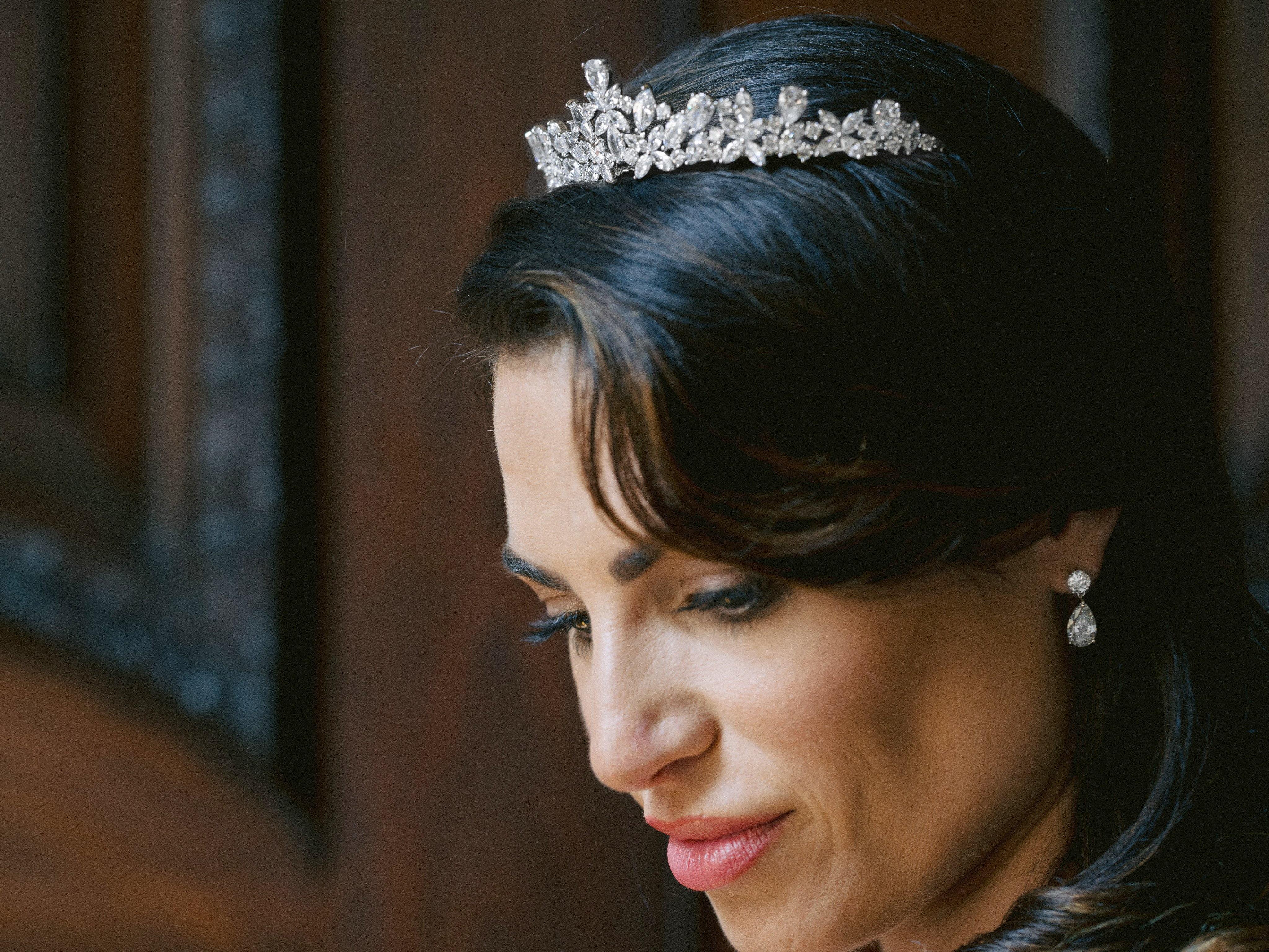 VERONA Bridal Tiara - Elegant Wedding Crown for Bride, Bridesmaids & Flower Girls | Perfect for Weddings, Prom, Pageants & Special Occasions
