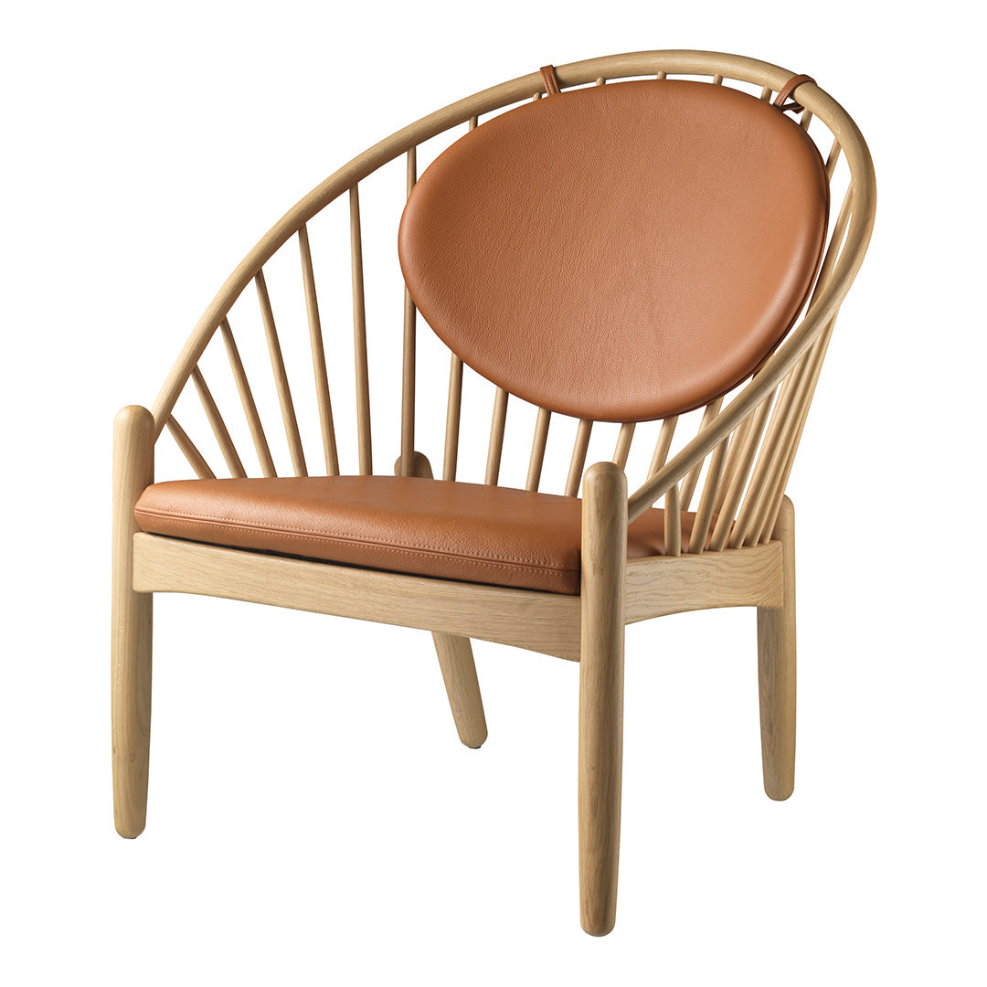 J166 Jorna Lounge Armchair - Modern Accent Chair for Living Room, Bedroom & Office - Comfortable Upholstered Armchair with Sturdy Metal Legs - Perfect for Relaxing, Reading & Home Decor