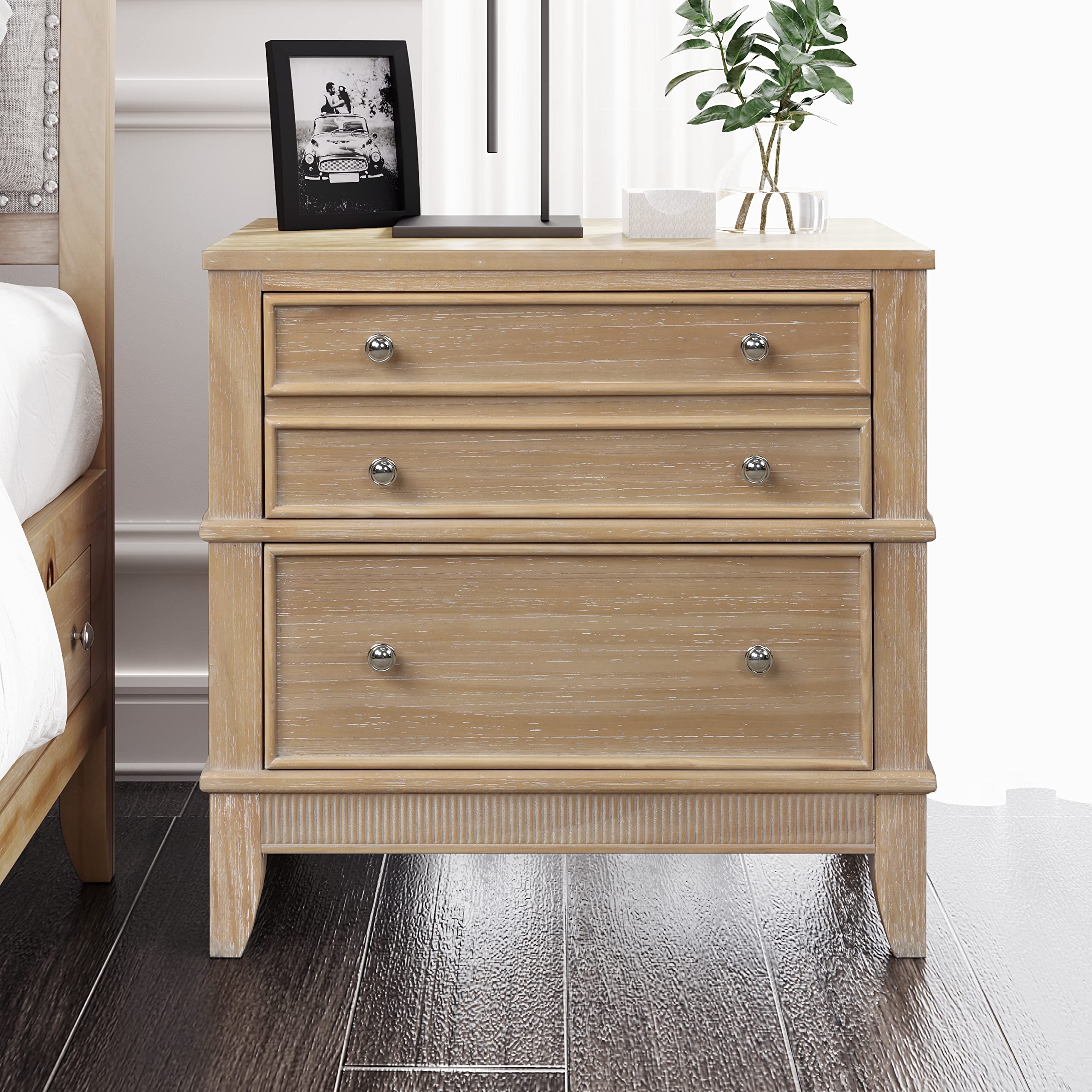 Modern Solid Wood Nightstand with 3 Drawers - Storage End Table for Bedroom & Living Room - Natural Wood Bedside Cabinet - Perfect for Small Spaces, Apartment Furniture & Home Organization