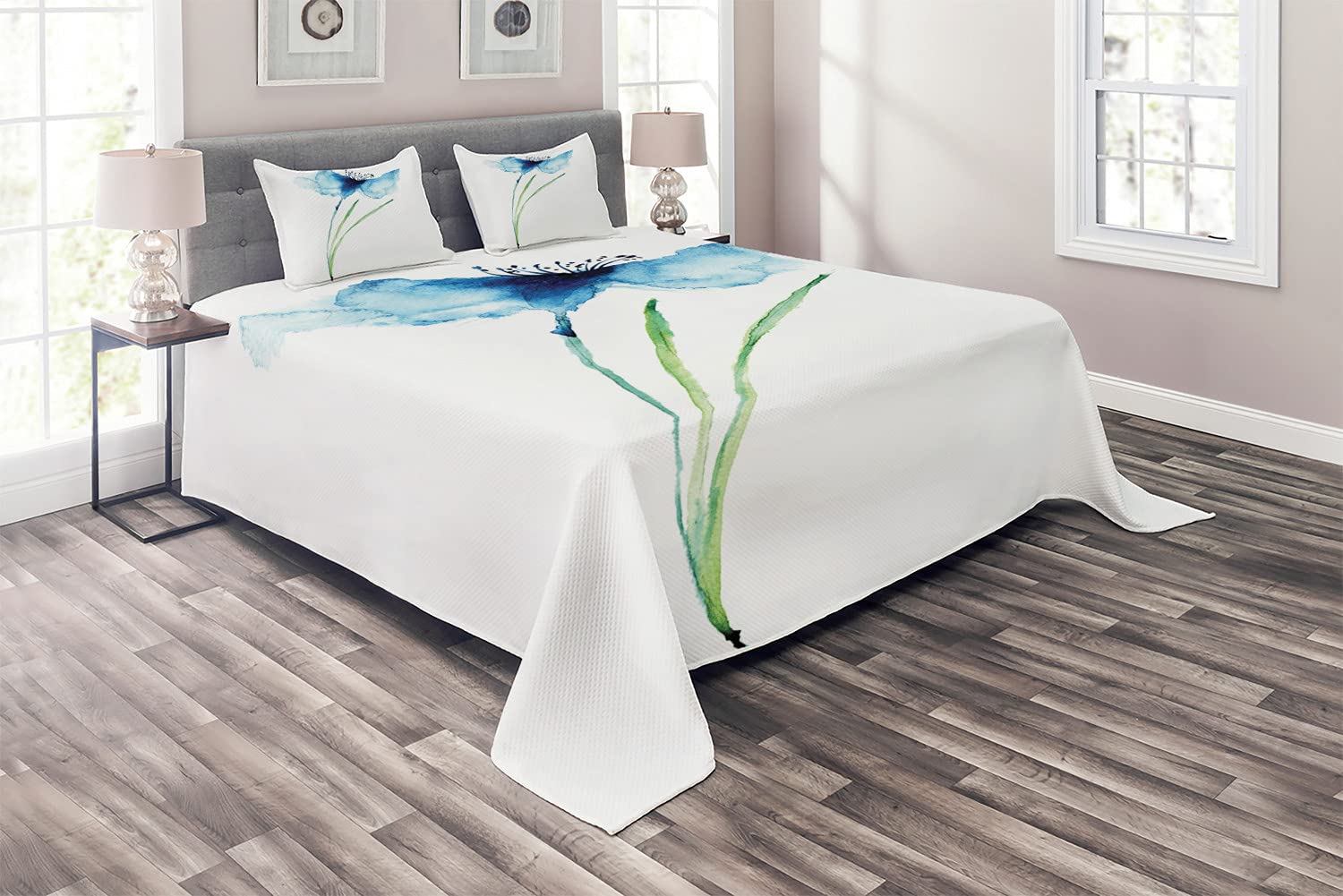 Ambesonne Watercolor Floral Quilt Set - King Size 3 Piece Bedspread with 2 Pillow Shams, Cornflower Summer Botanical Print in Navy Blue White Green | Soft Decorative Bedding for Master Bedroom, Guest Room & Cozy Home Decor