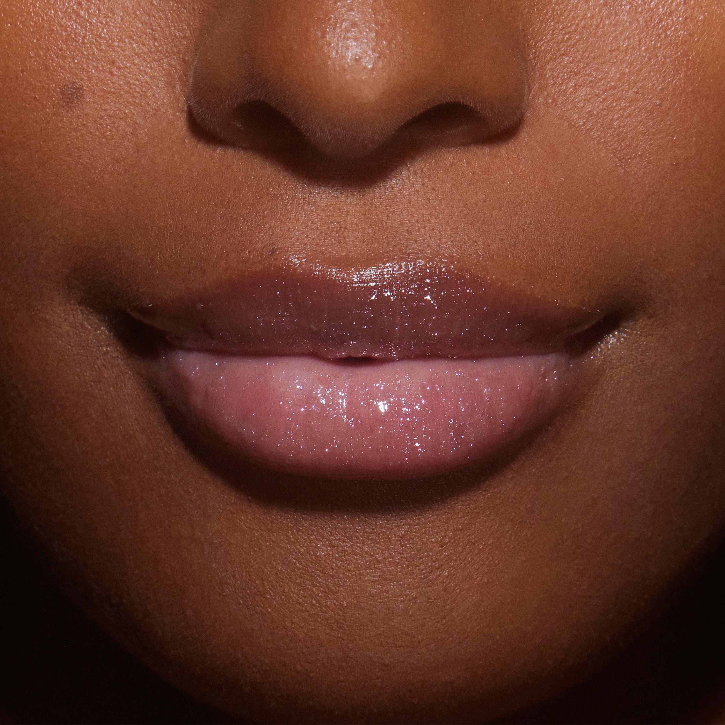 Supple Kiss Lip Glaze - Hydrating & Shiny Lip Gloss for All-Day Wear | Perfect for Date Night, Parties & Everyday Makeup Looks